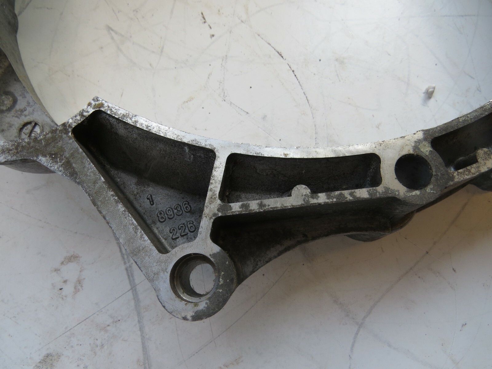 Porsche 911Carrera 1998-2008 OEM Intermediate Housing 99611610110;996-116-101-10 - Image 7