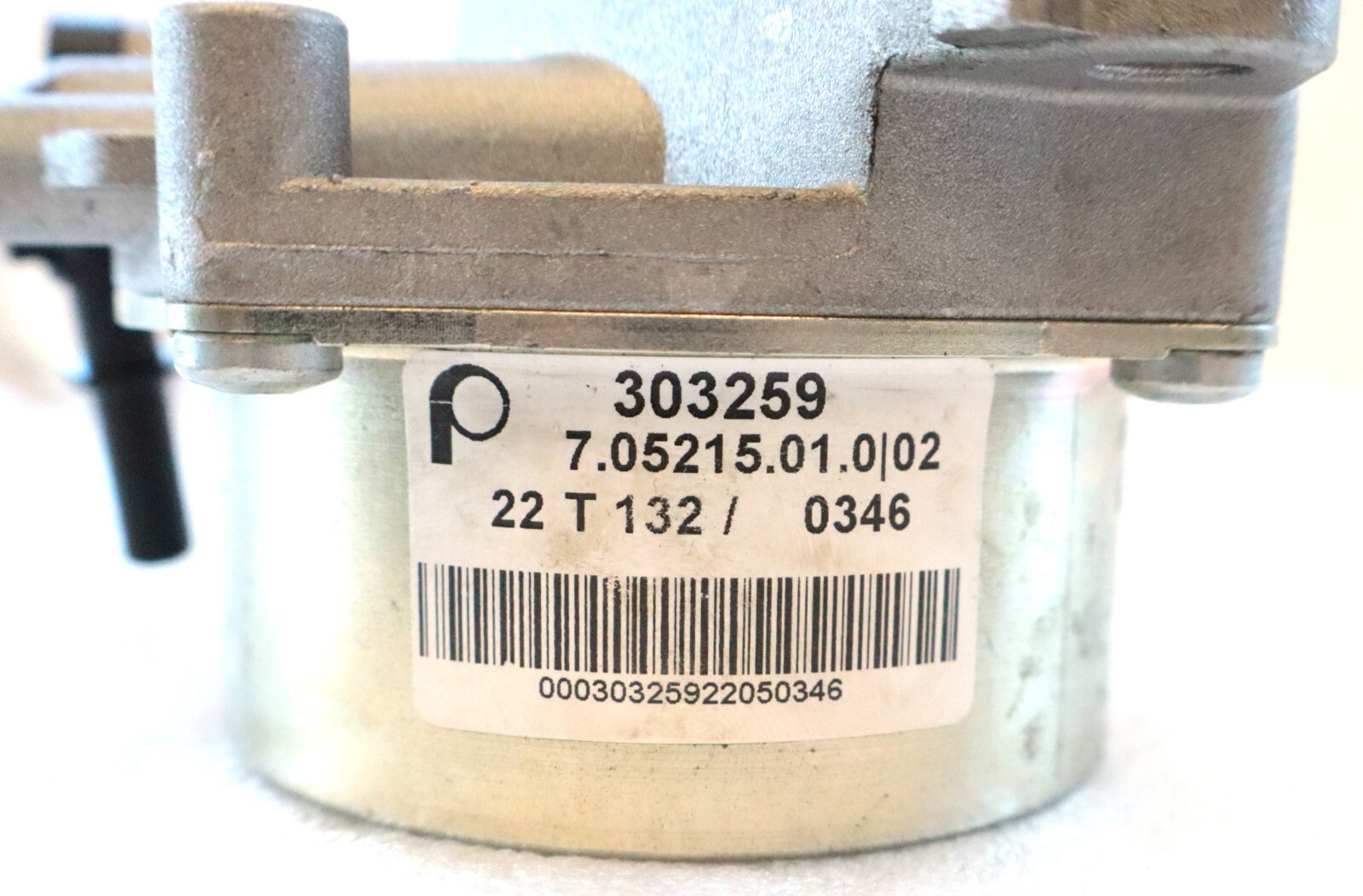 Ferrari Maserati Quattroporte 2014-2020 OEM Vacuum Pump Air Injection Pump - Image 7