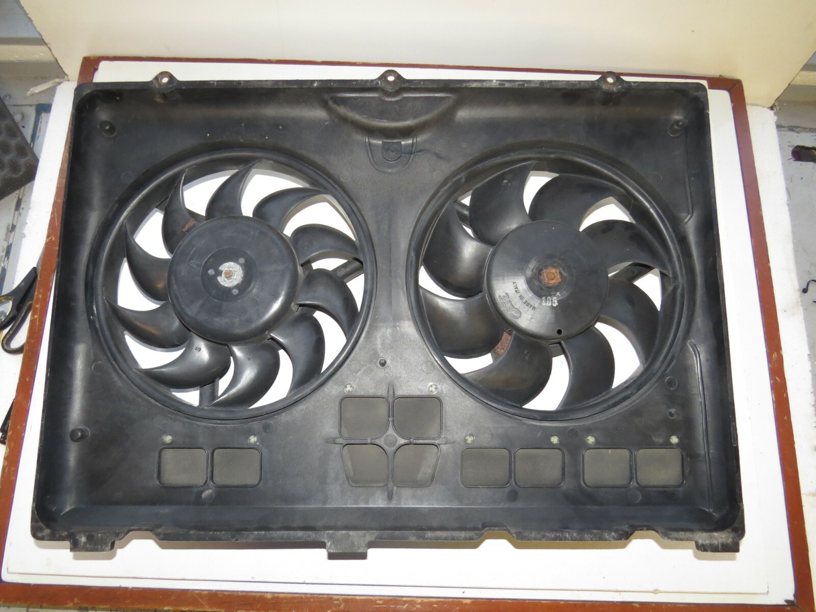 Audi 100 1992-1994 OEM Radiator Auxiliary Cooling Fan - Image 3
