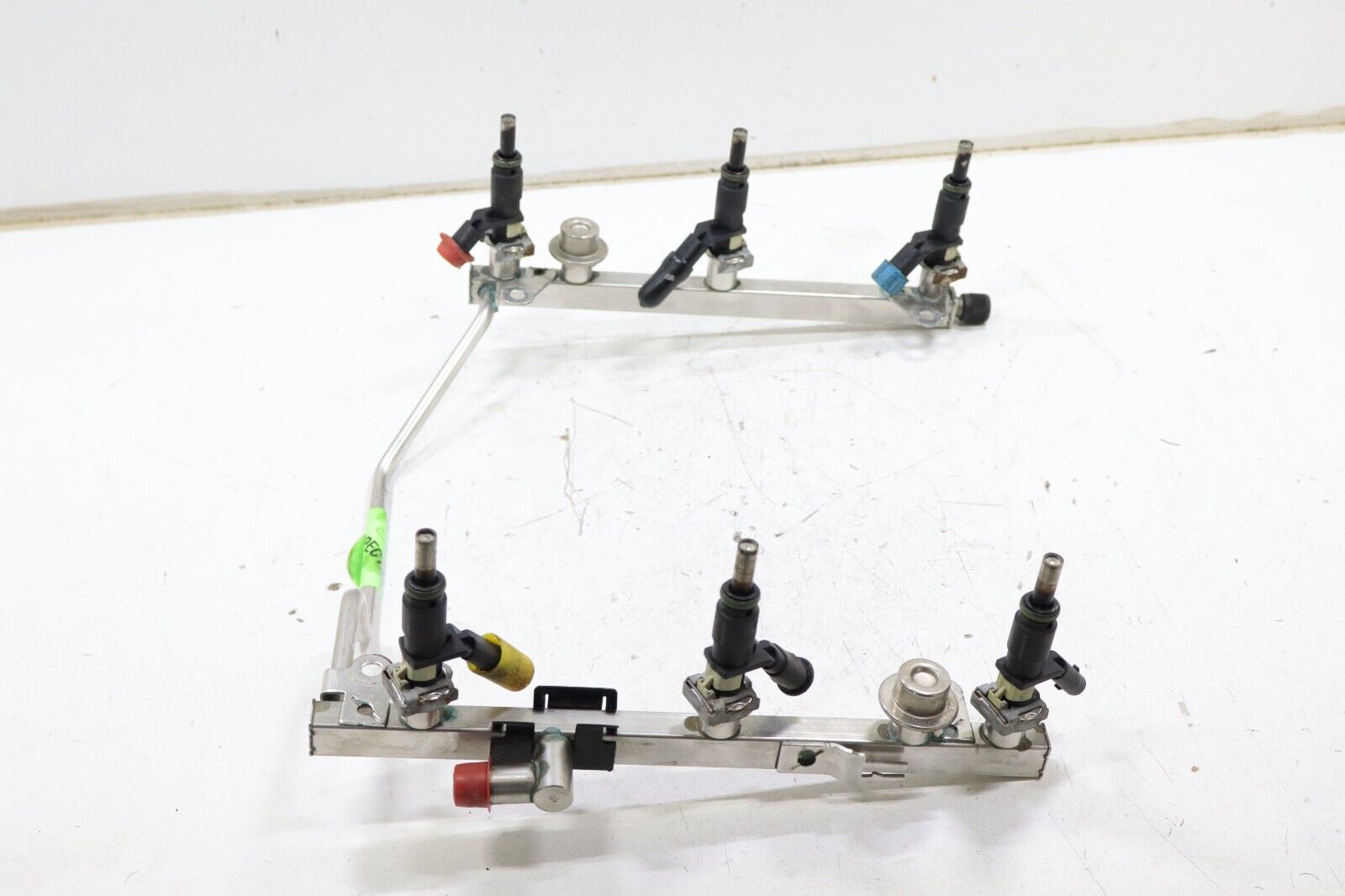 Mercedes C350 CLK350 E350 ML350 ML450 SLK350 2006-2013 OEM Fuel Rail w/Injectors