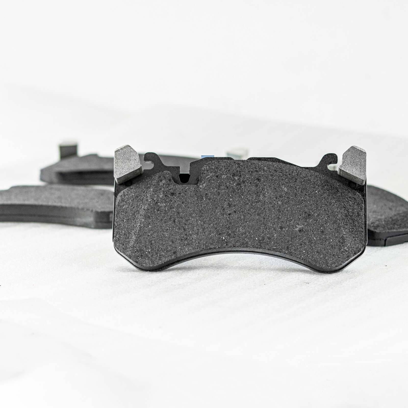 Mercedes GL63 GLE63 GLS63 Front Brake pad set OEM 2017-2021 Genuine AMG