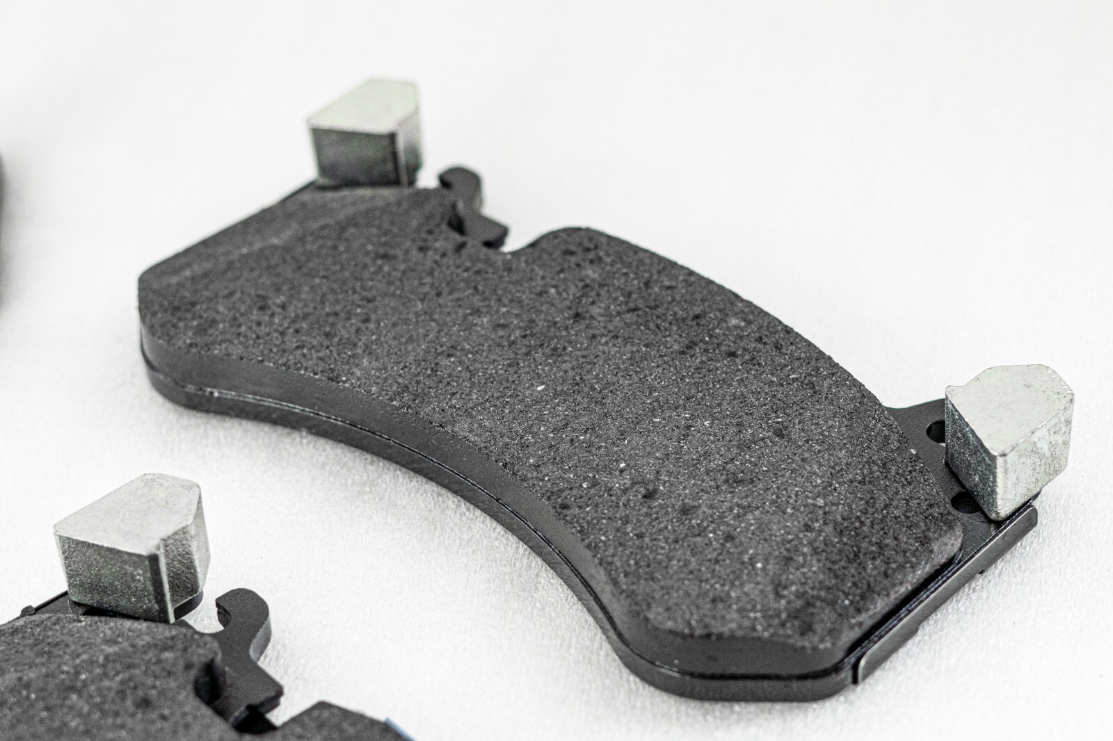 Mercedes GL63 GLE63 GLS63 Front Brake pad set OEM 2017-2021 Genuine AMG - Image 5