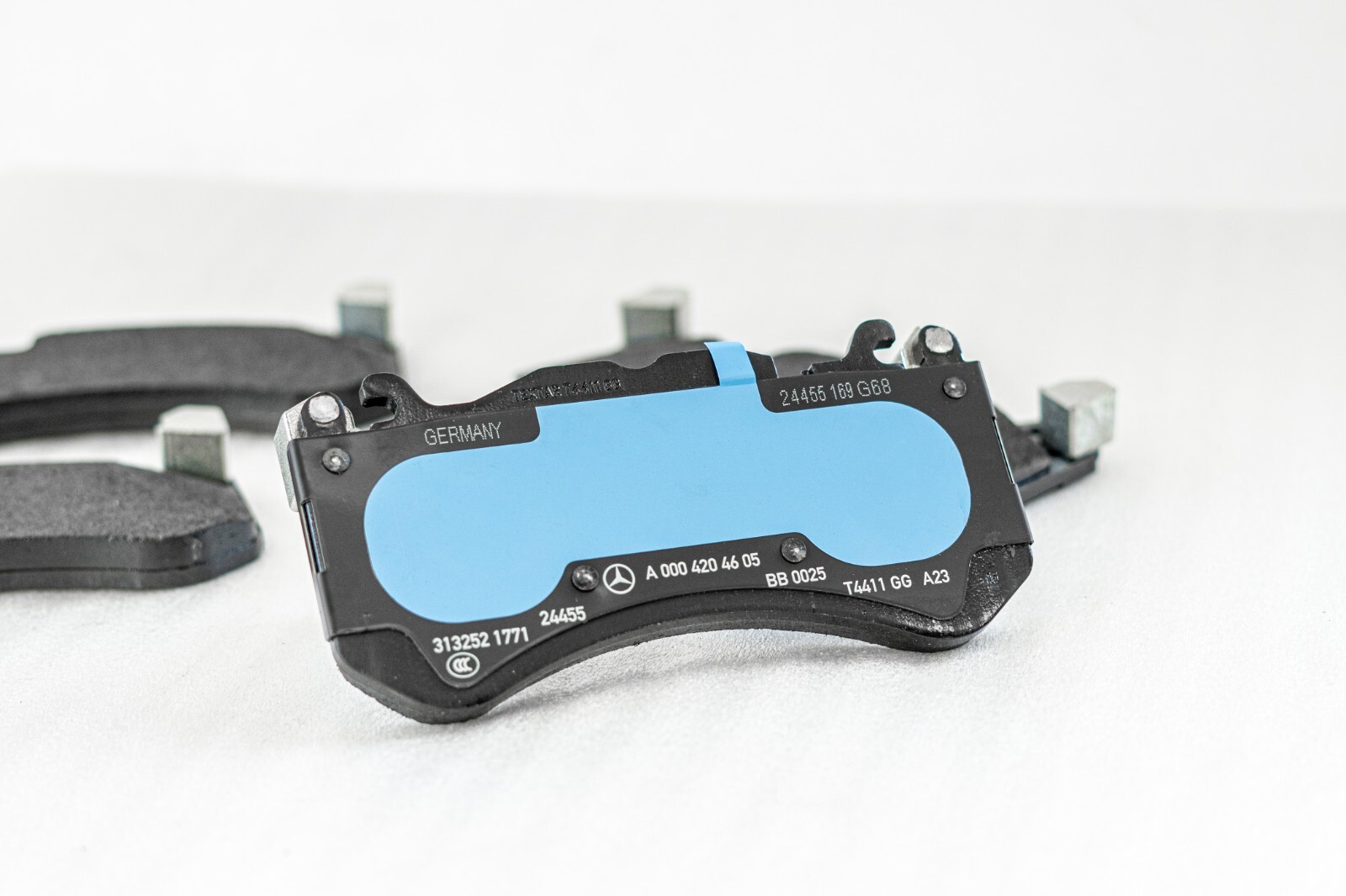 Mercedes GL63 GLE63 GLS63 Front Brake pad set OEM 2017-2021 Genuine AMG - Image 9