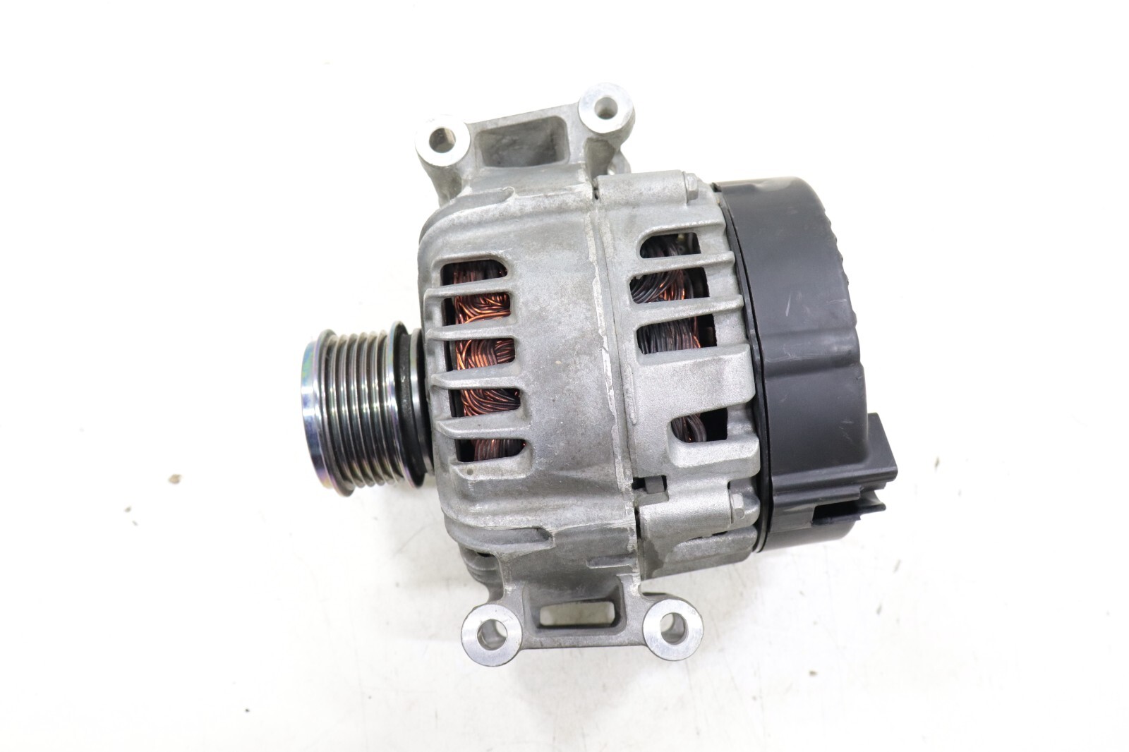 VW Beetle Golf Jetta Passat Audi A3 Q3 S3 TT TTS 2015-2023 OEM Alternator - Image 9