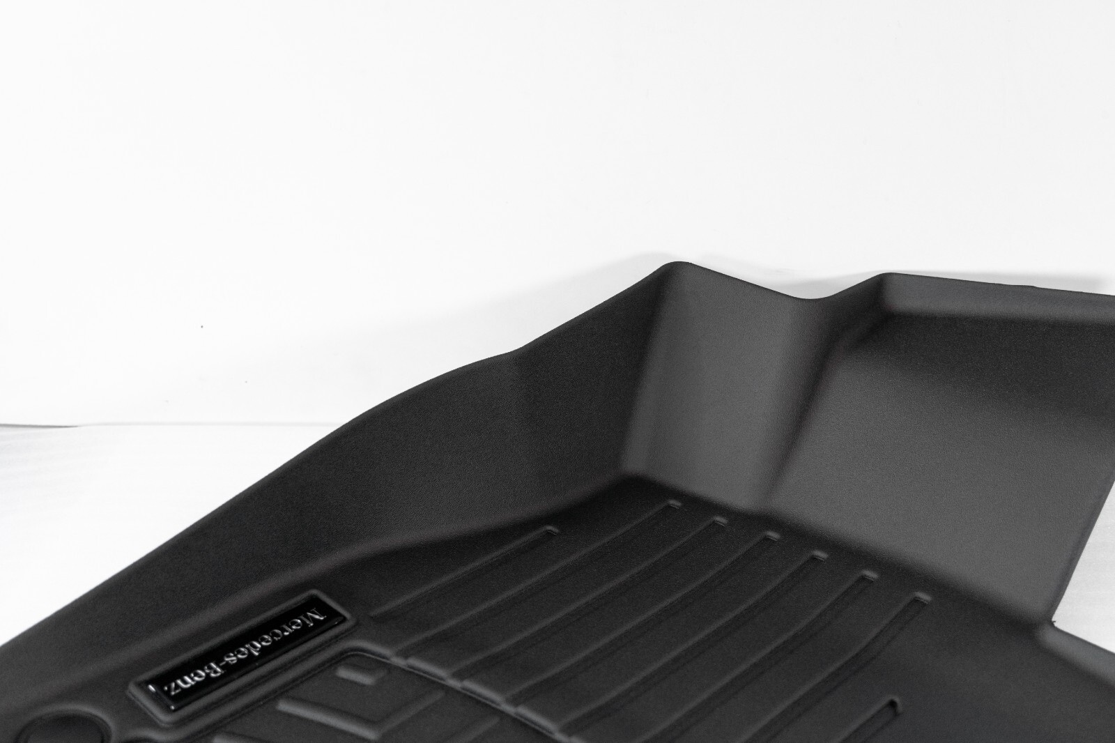 Mercedes S550 S560 S63 AMG 2014-2020 AMG OEM All Season Floor Mat Tray set W222 - Image 6