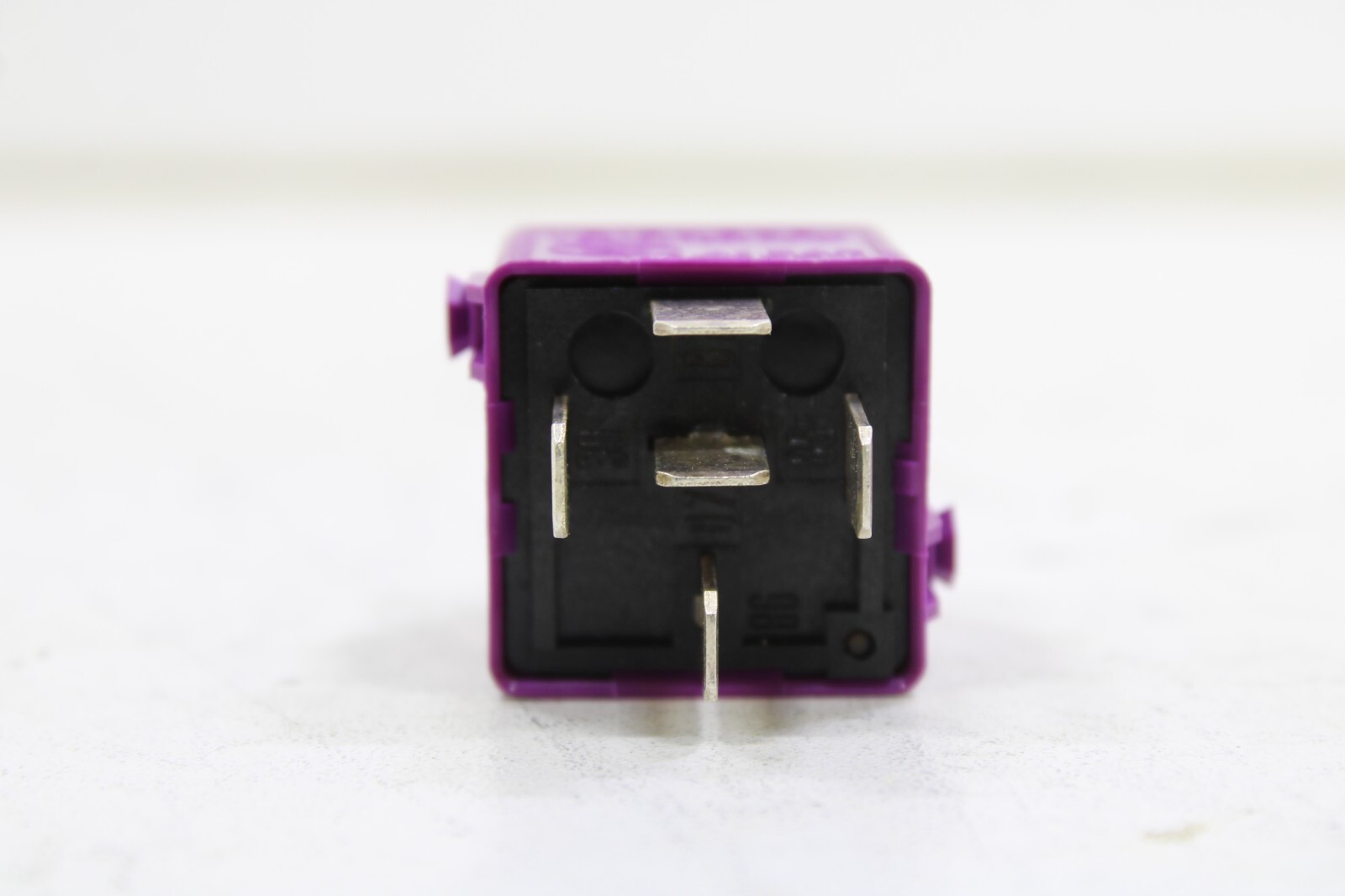 Rolls-Royce Bentley BMW 1975-2008 OEM NEW Violet 5 Prong Air Injection Relay - Image 4