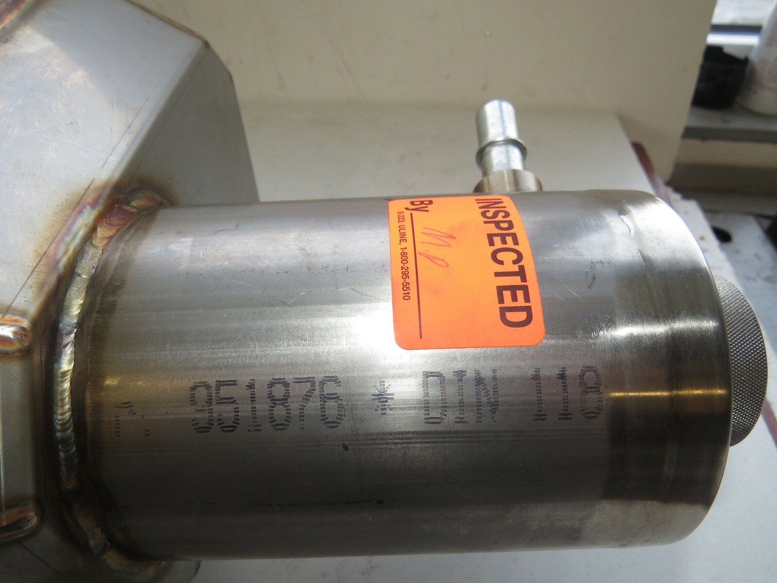 Aston Martin V8 Vantage 2006-2016 OEM Oil Tank Assembly – Image 9