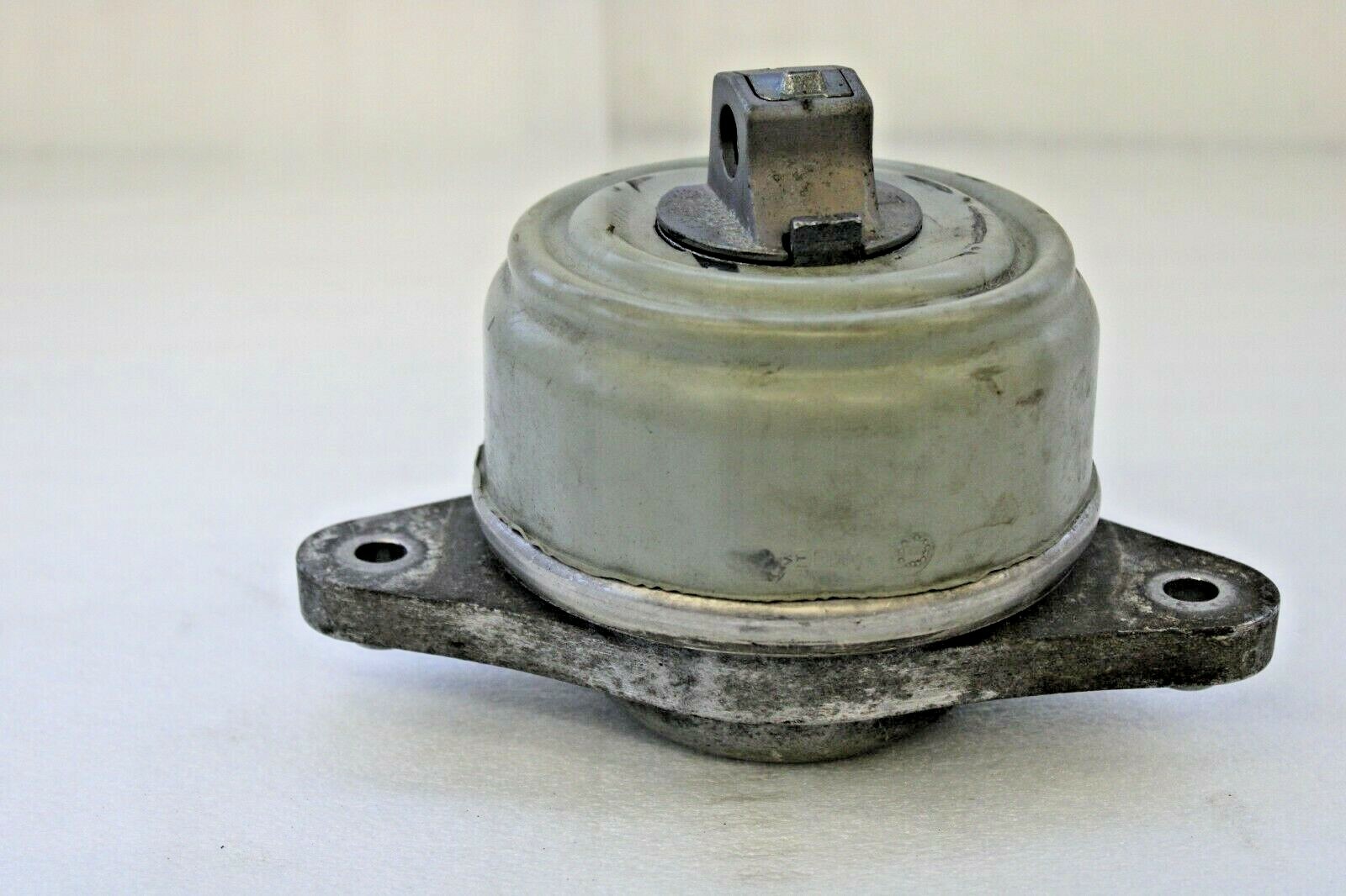 Mercedes CL550 2011 2012 2013 OEM Engine Mount Support Front Left