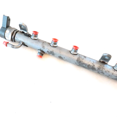 Mercedes GL350 ML350 S350 3.0L DIESEL 2012-2016 OEM Fuel Rail Distributor LH