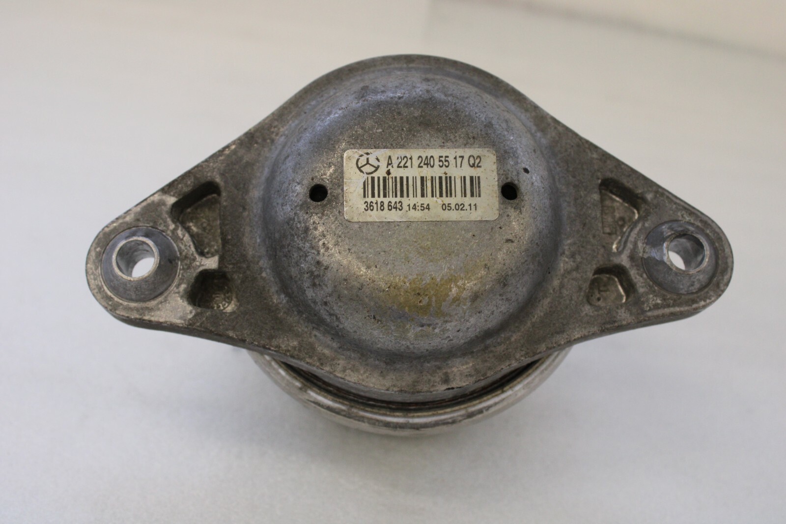 Mercedes CL550 2011 2012 2013 OEM Engine Mount Support Front Left - Image 9