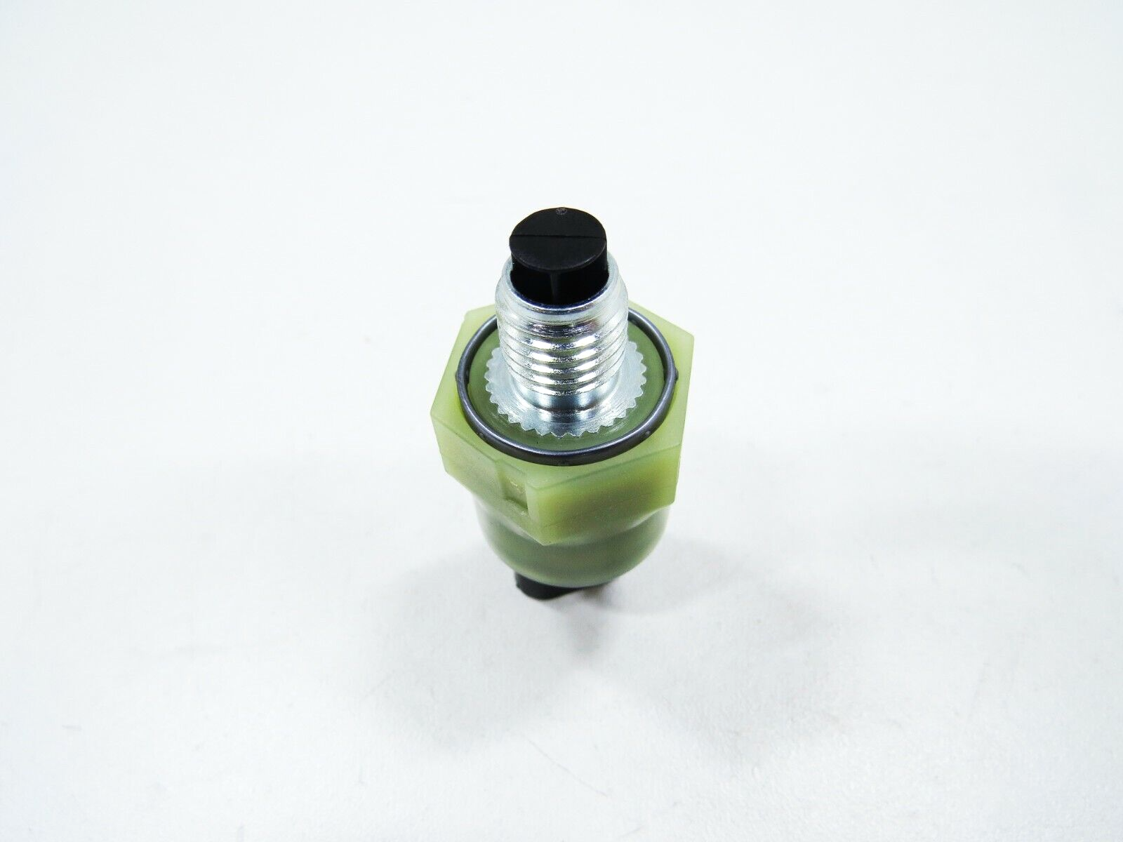 Aston Martin BMW 2012-2018 OEM NEW Oil Pressure Sensor Switch - Image 4