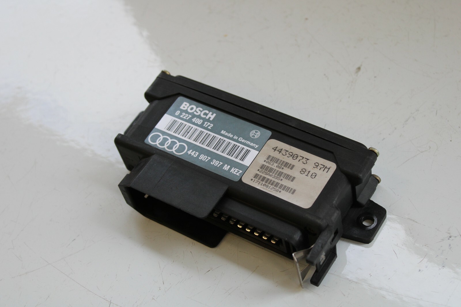 Audi 1990-1996 80 90 100 200 A4 S4 A6 S6 OEM Knock Sensor Module - Image 4