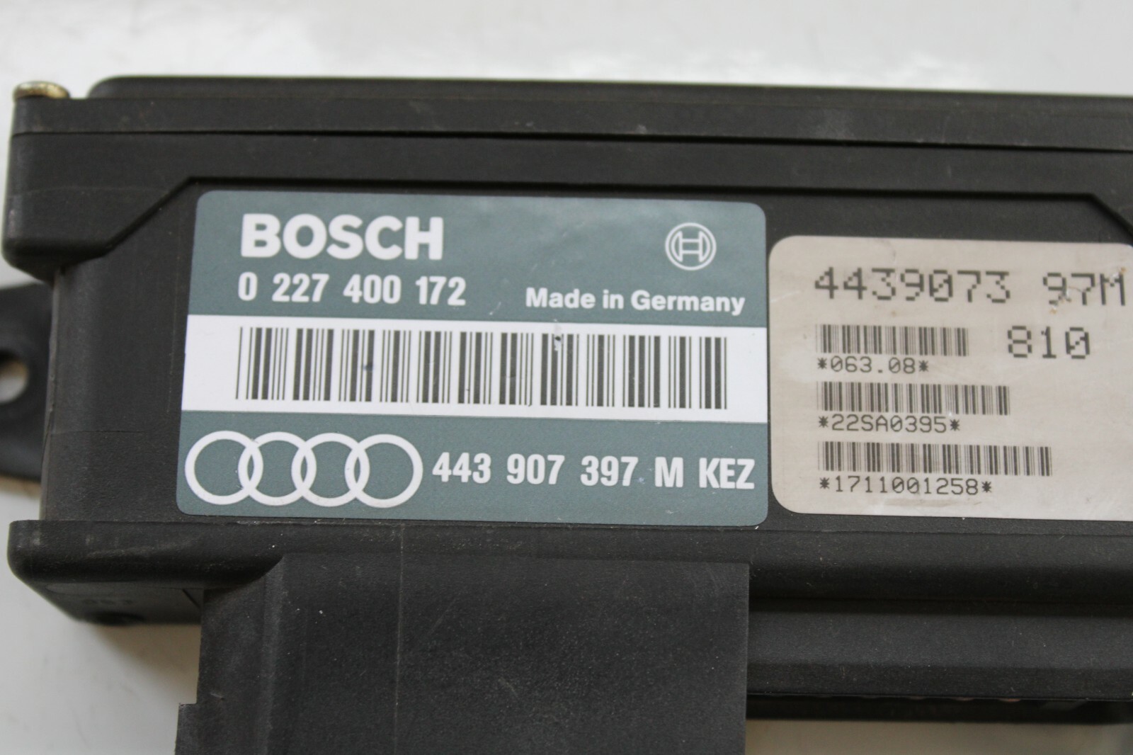 Audi 1990-1996 80 90 100 200 A4 S4 A6 S6 OEM Knock Sensor Module - Image 11