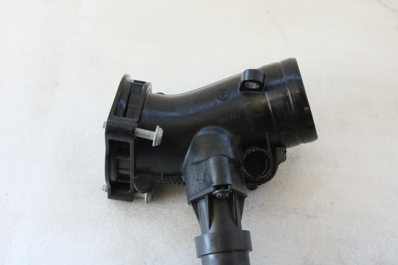 Porsche Panamera 2017 2018 2019 2020 2021 OEM Air Intake Hose Tube RH - Image 10