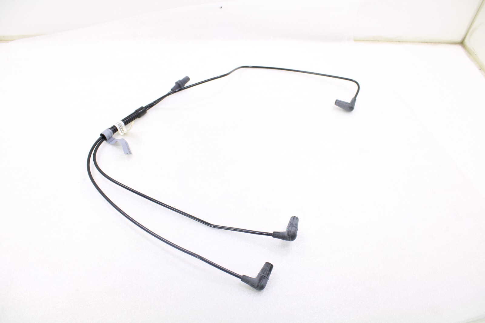 Aston Martin DBS V12 Vantage Virage V12 OEM Engine Vacuum Harness Line - Image 4