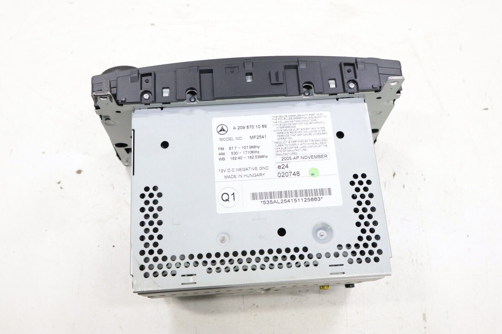 Mercedes CLK320 CLK350 CLK500 2005-2009 OEM Car Radio Stereo CD Player - Image 2
