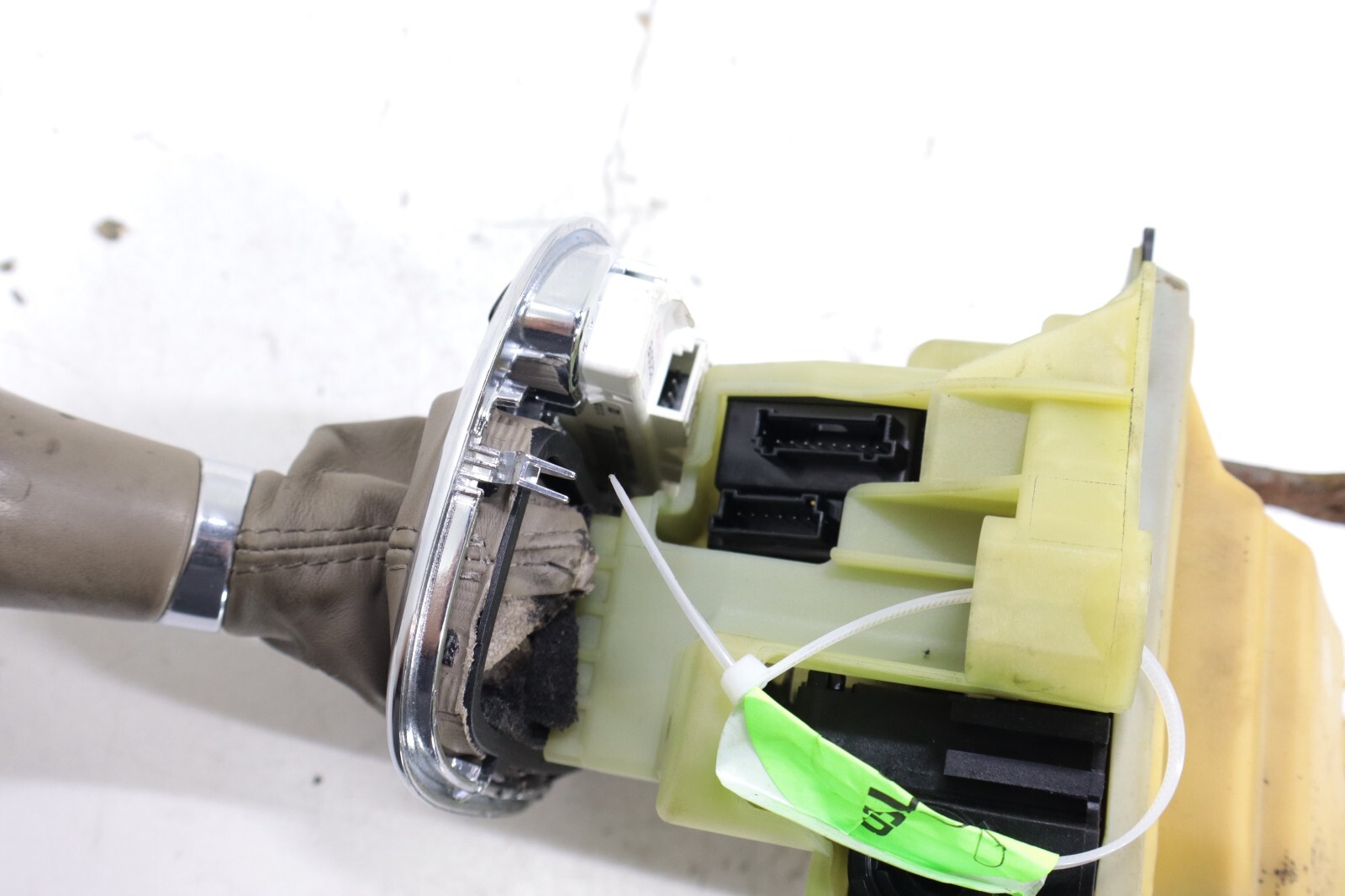 Mercedes CLK350 CLK500 CLK55 CLK550 CLK63 2003-2009 OEM Gear Shift Mechanism - Image 21