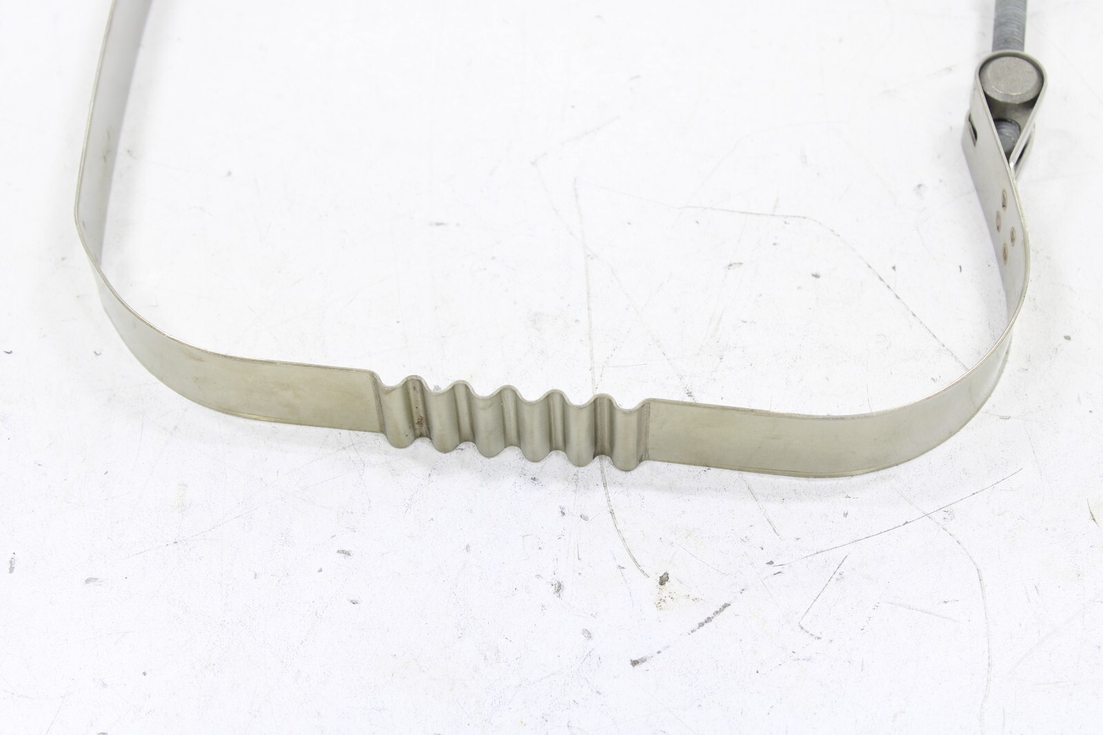 Porsche 911 3.8L 2014-2019 OEM Exhaust Muffler Bracket Tightening Strap - Image 7