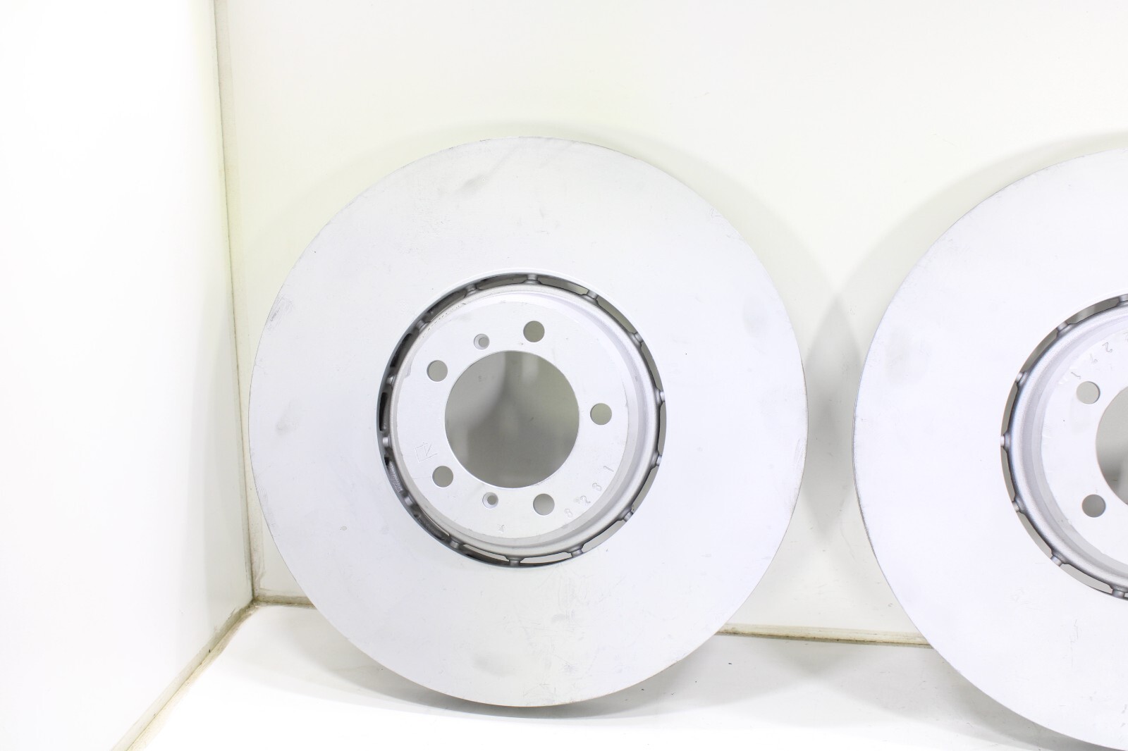 Bentley Continental GT 2018-2022 OEM Front Brake Disc Rotors Set - Image 4