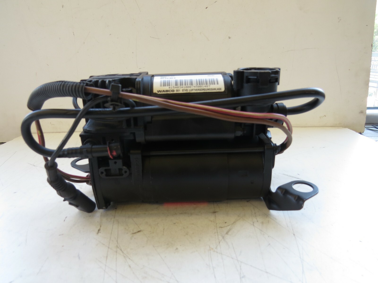 Audi A6 & S6 2005-2011 OEM Shock Spring Air Suspension Compressor - Image 3