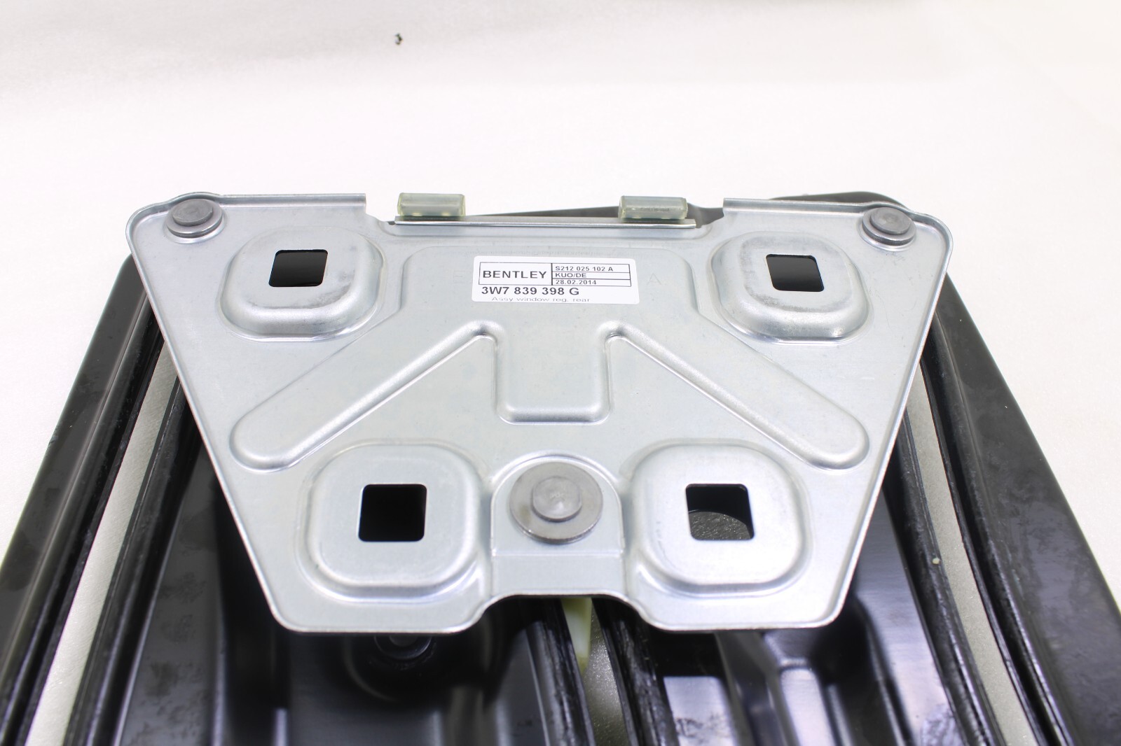 Bentley Continental GTC Supersports 2011-2017 OEM NEW Window Regulator w/Motor - Image 11