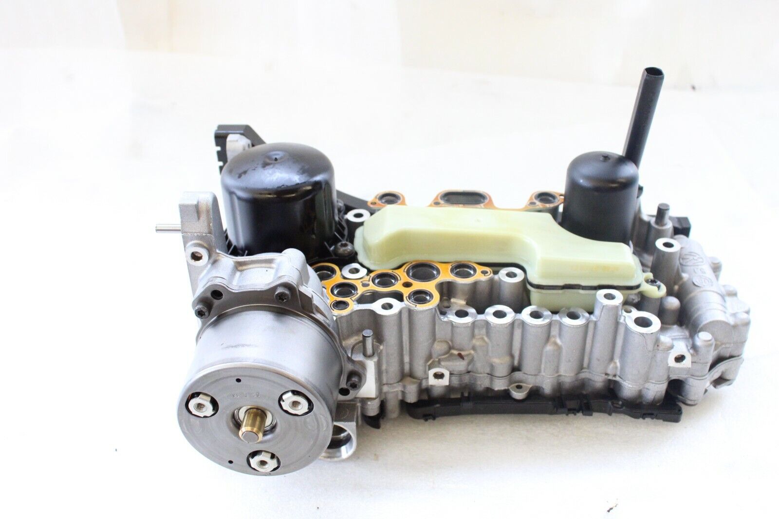 Volkswagen Audi A4 8W A5 F5 2.0TDI OEM Transmission Valve Body Parts Only