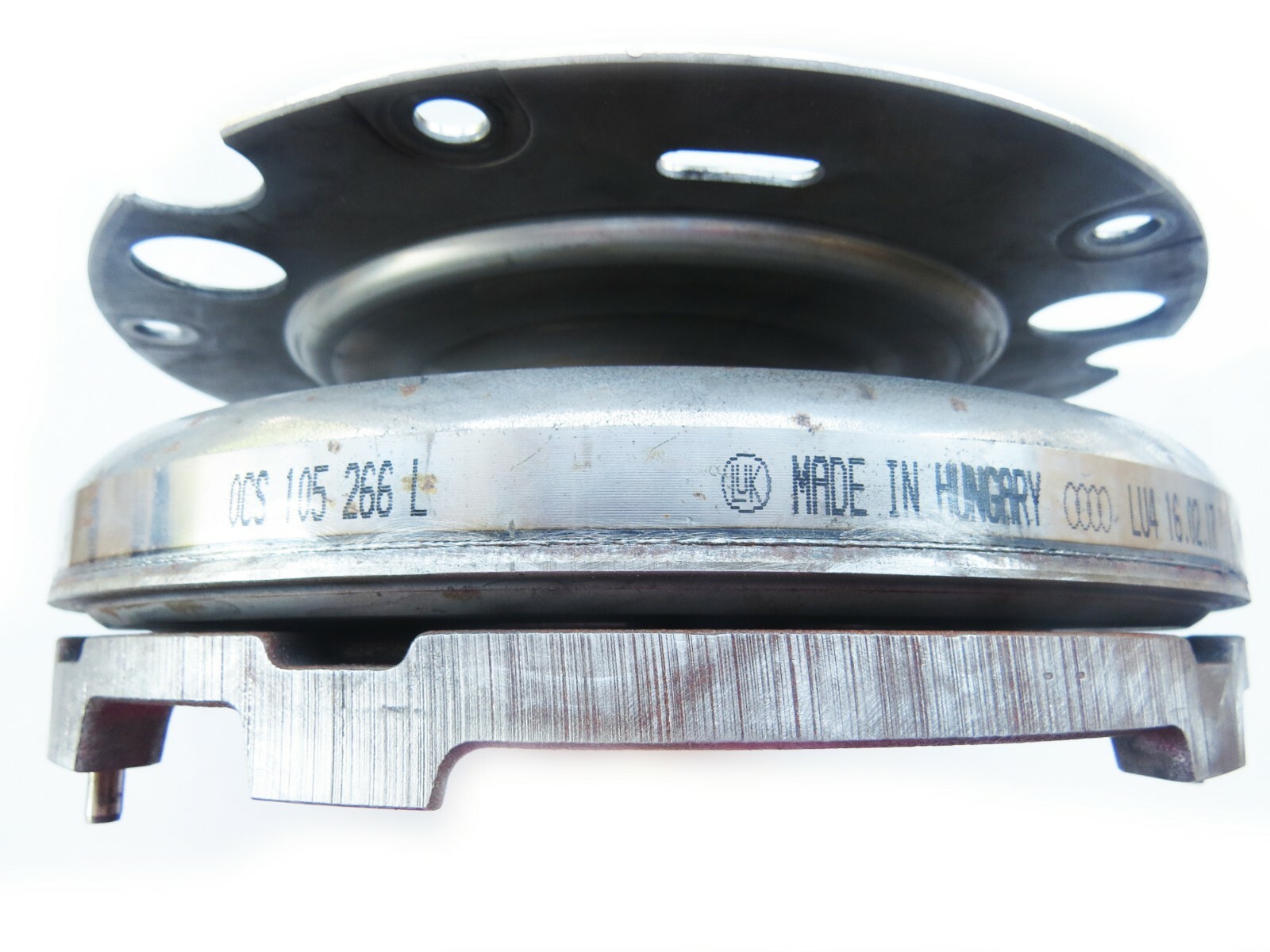 Audi A4 A5 Quattro 2018 OEM Clutch Flywheel - Image 5