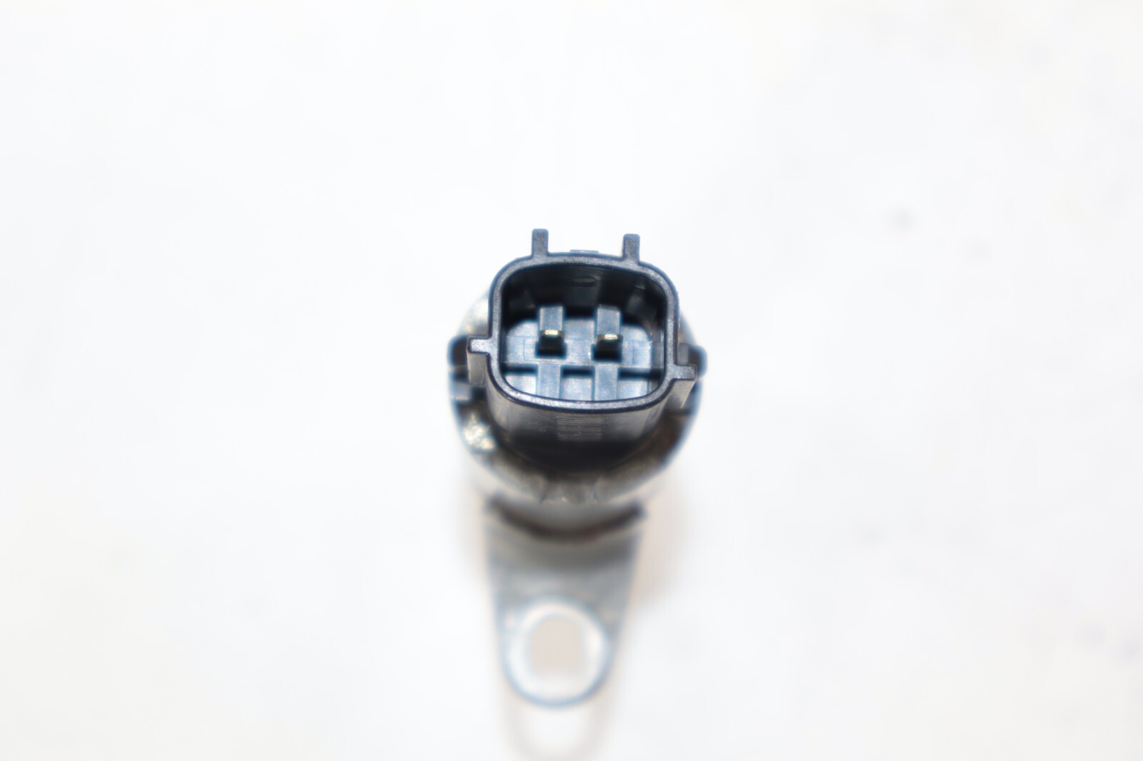 Nissan Infiniti 2013-2023 OEM Engine VVT Variable Valve Timing Solenoid - Image 4