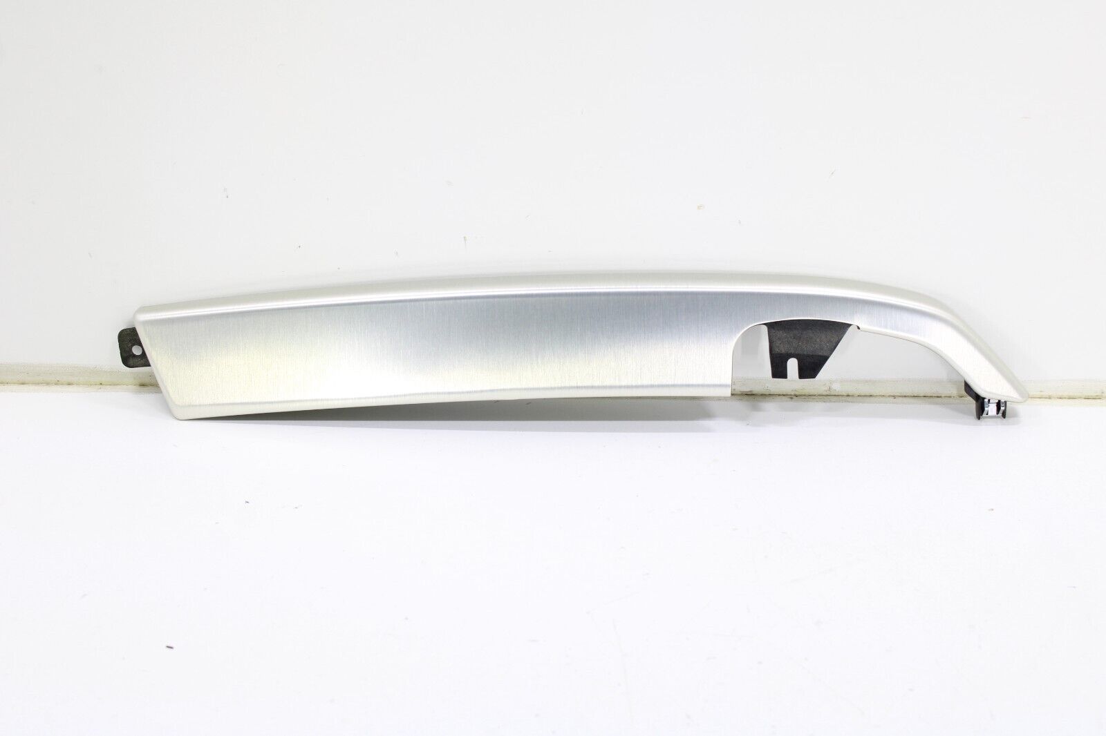 Land Rover Discovery Sport 2.0L 2015-2019 OEM NEW Instrument Panel Side Cover RH