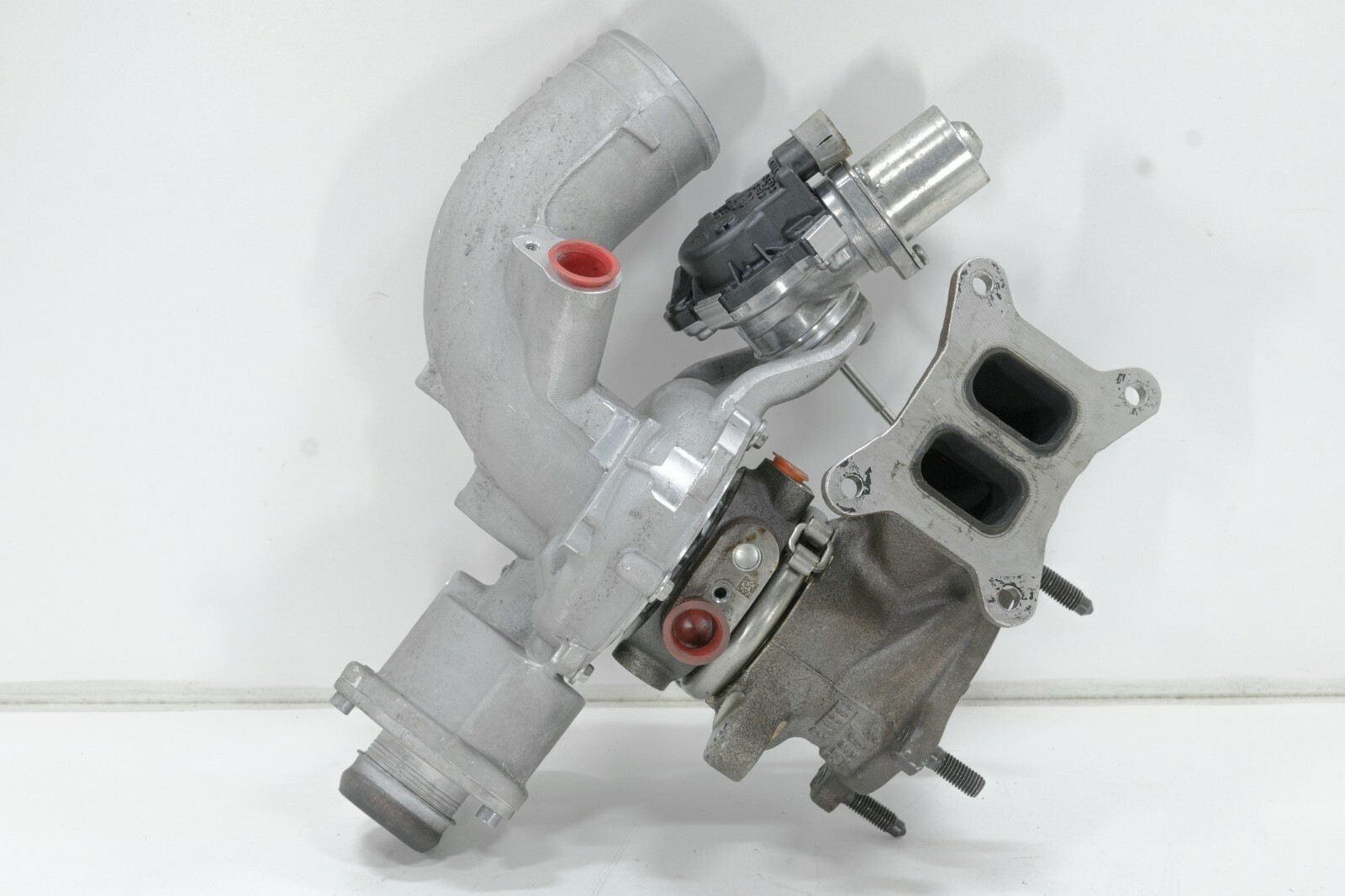 Audi A7 Q5 2.0L 2018-2022 OEM Exhaust Manifold Turbocharger – Image 7
