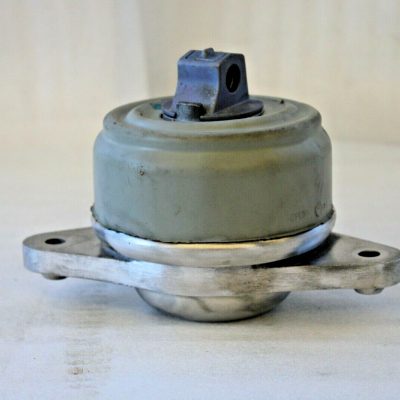 Mercedes S550 2012 2013 OEM Engine Mount Front Right