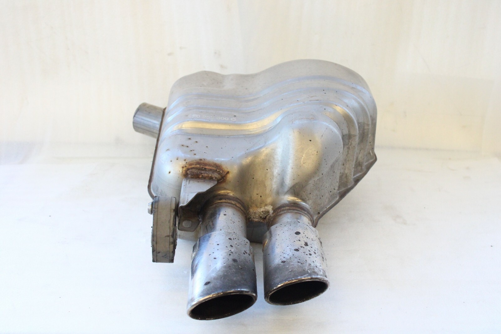 Audi S4 2010 2011 2012 OEM Exhaust Muffler Right Side 8K0253611AL 8K0253609D