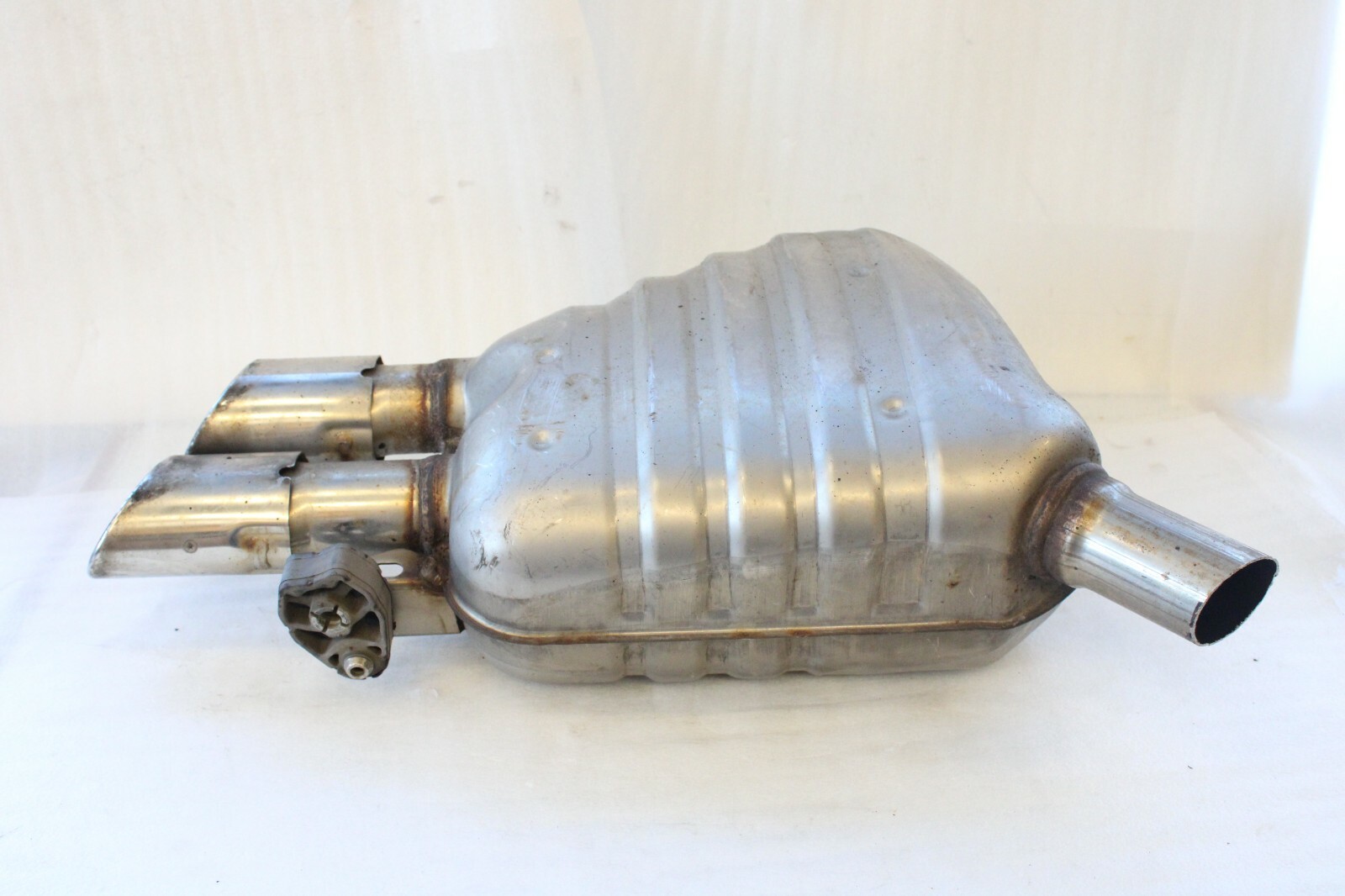 Audi S4 2010 2011 2012 OEM Exhaust Muffler Right Side 8K0253611AL 8K0253609D - Image 3