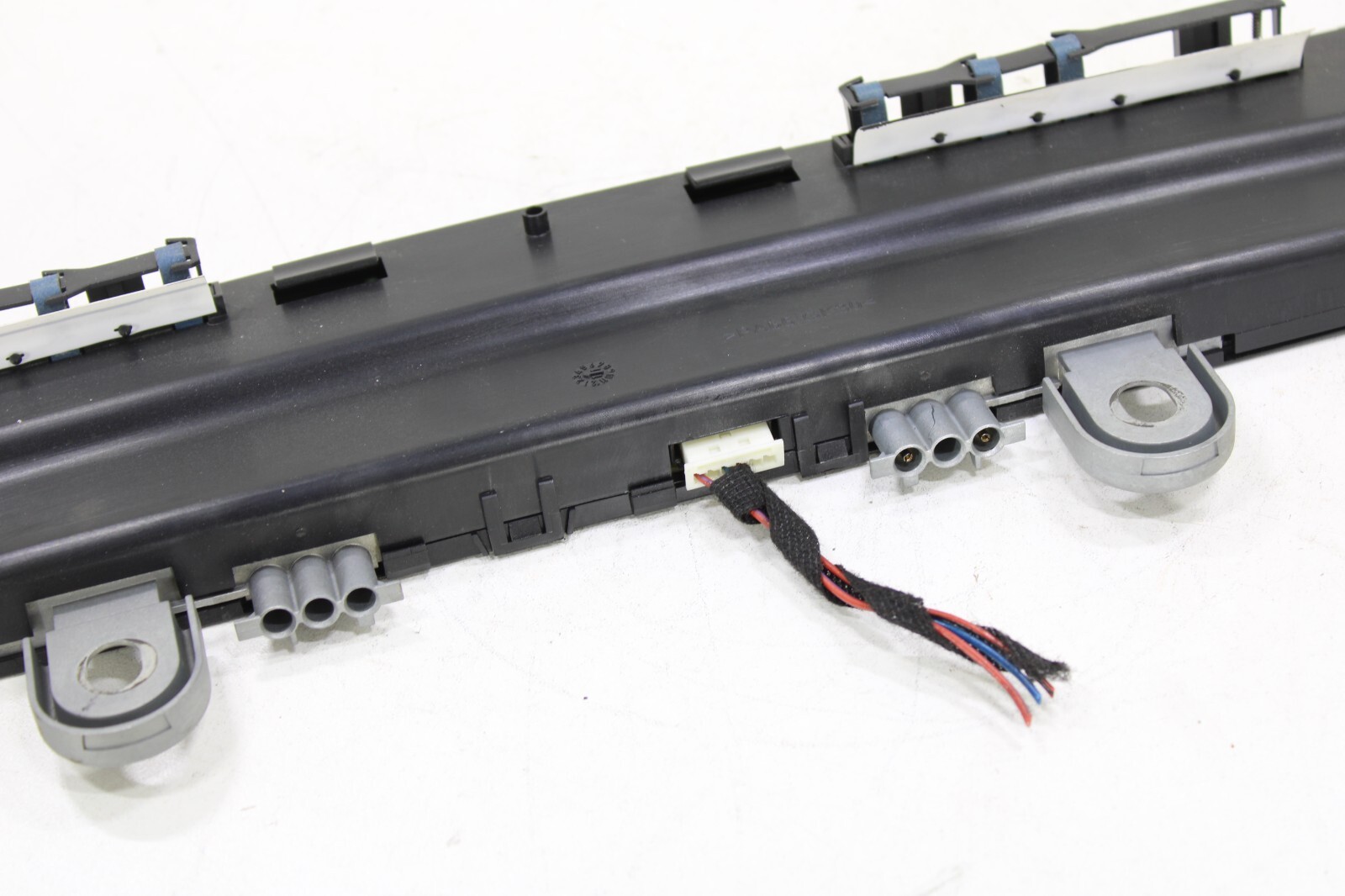 Mercedes S350 S550 S600 S63 S65 2010-2013 OEM Antenna Amplifier - Image 11