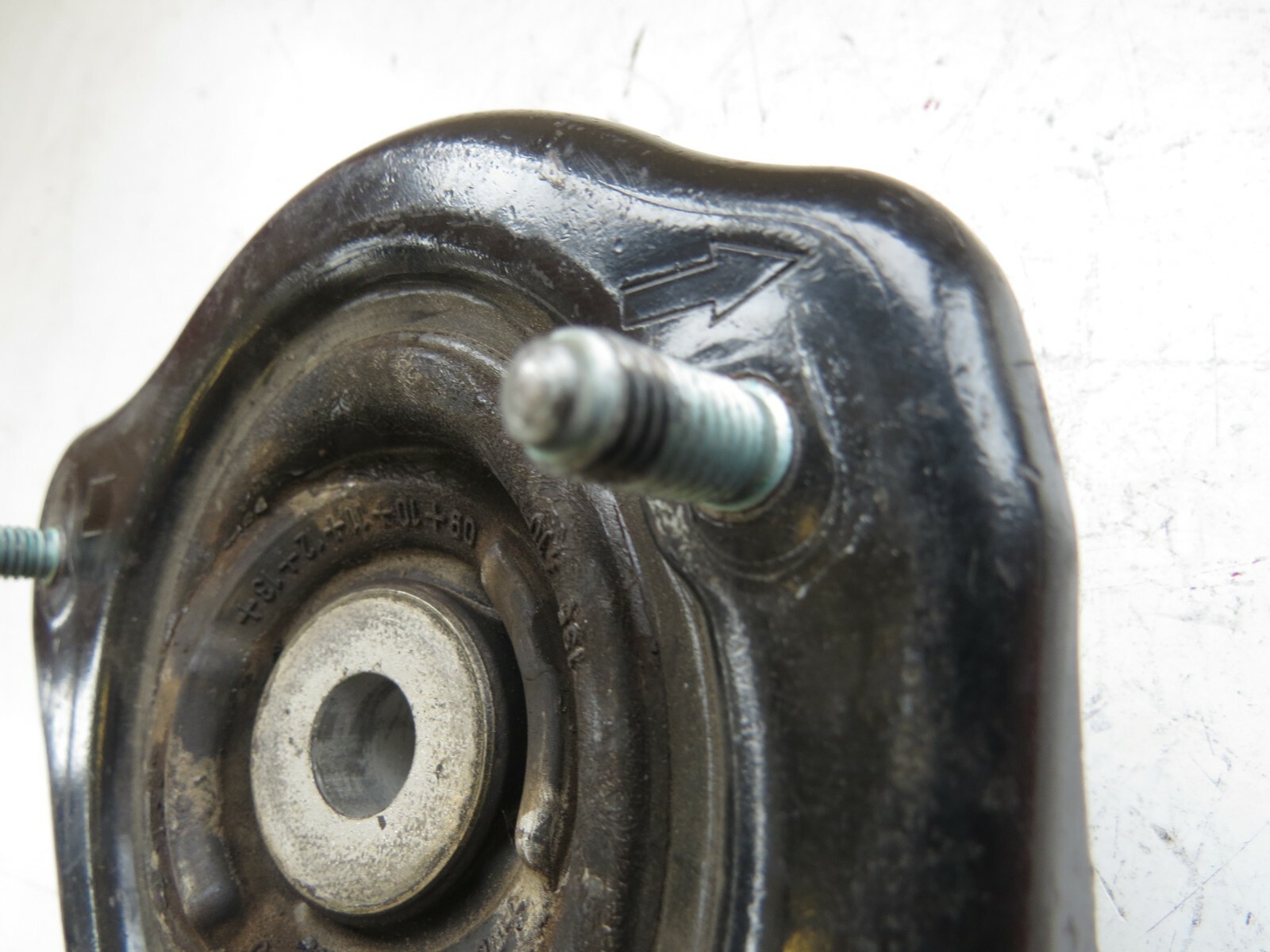 Porsche 911 2006-2013 OEM Front Driver Side Upper Strut Bearing Mount – Image 8