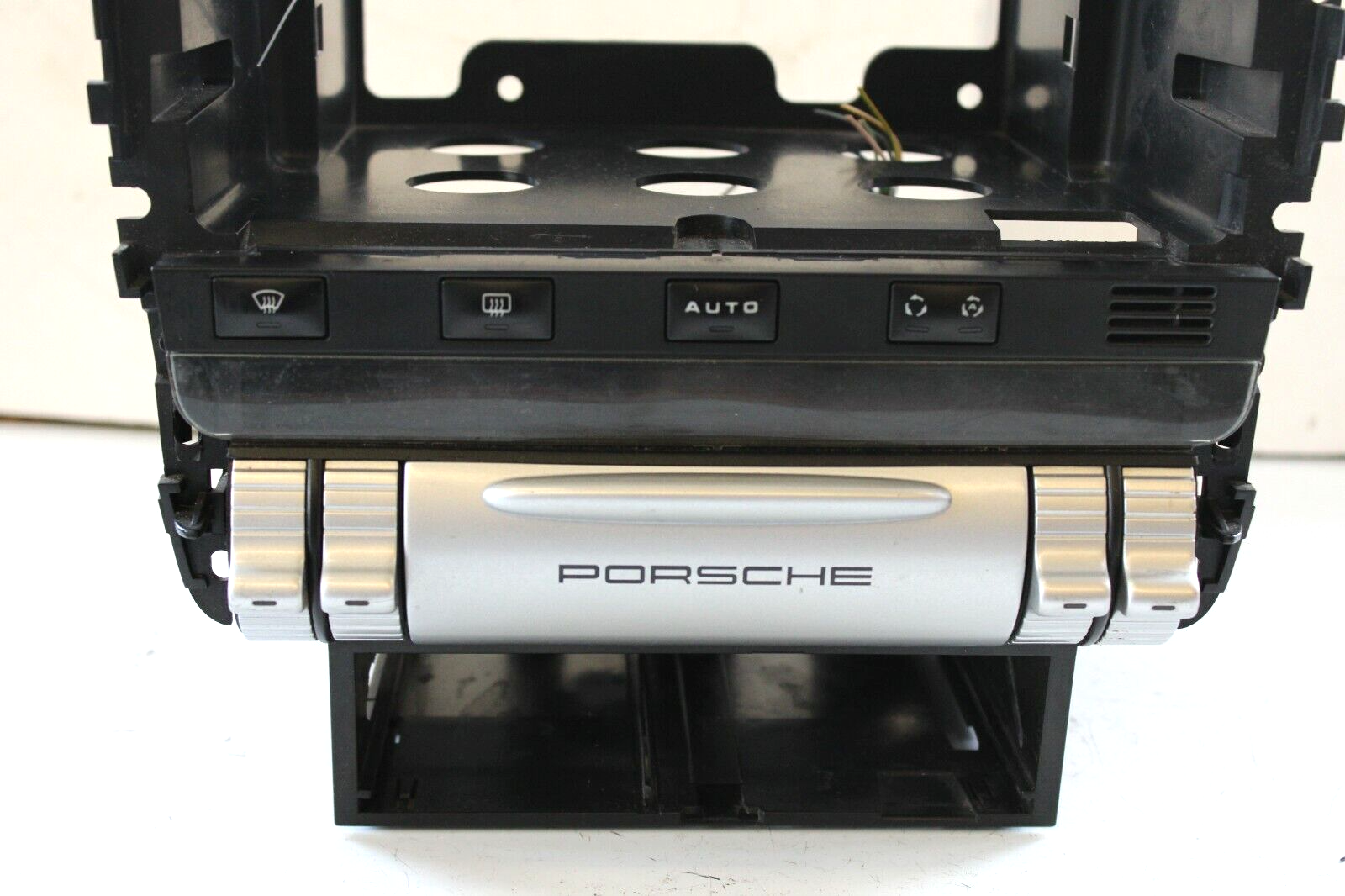 Porsche Cayenne 2003-2010 OEM Instrument Panel Pocket W/Heater & A/C Control – Image 6