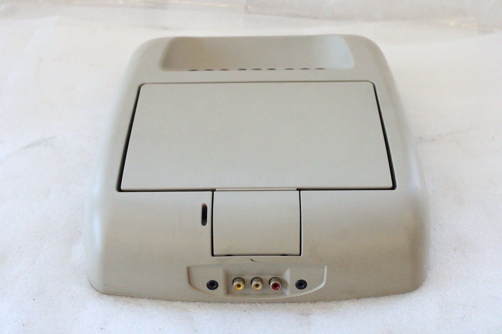 Volvo XC90 2002-2015 OEM DVD Monitor 12V Rear – Image 3