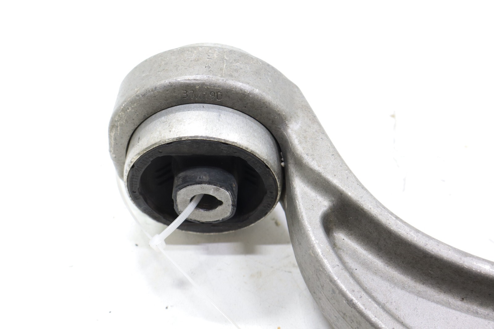 Audi A4 A5 Q5 Porsche Macan 2011-2024 OEM Control Arm Front Right Lower Rearward – Image 3