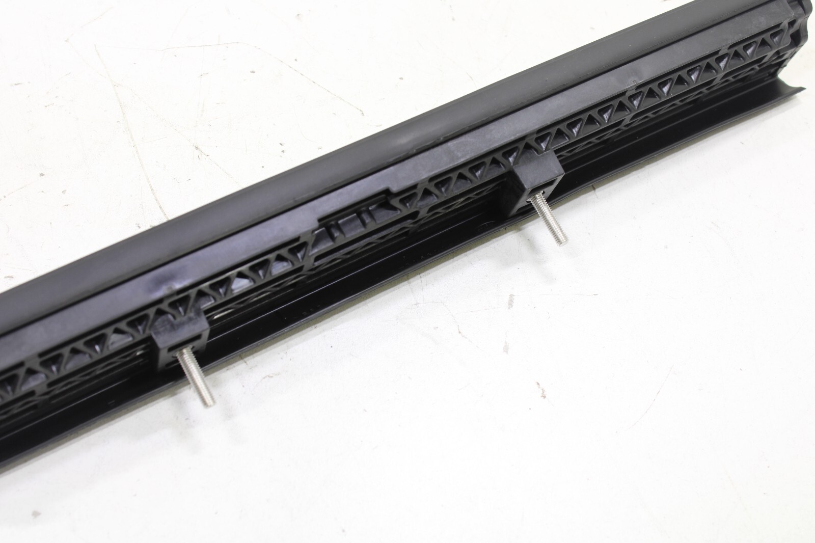 Range Rover Evoque 2017-2019 OEM NEW Convertible Top Weatherstrip Seal Center RH - Image 18
