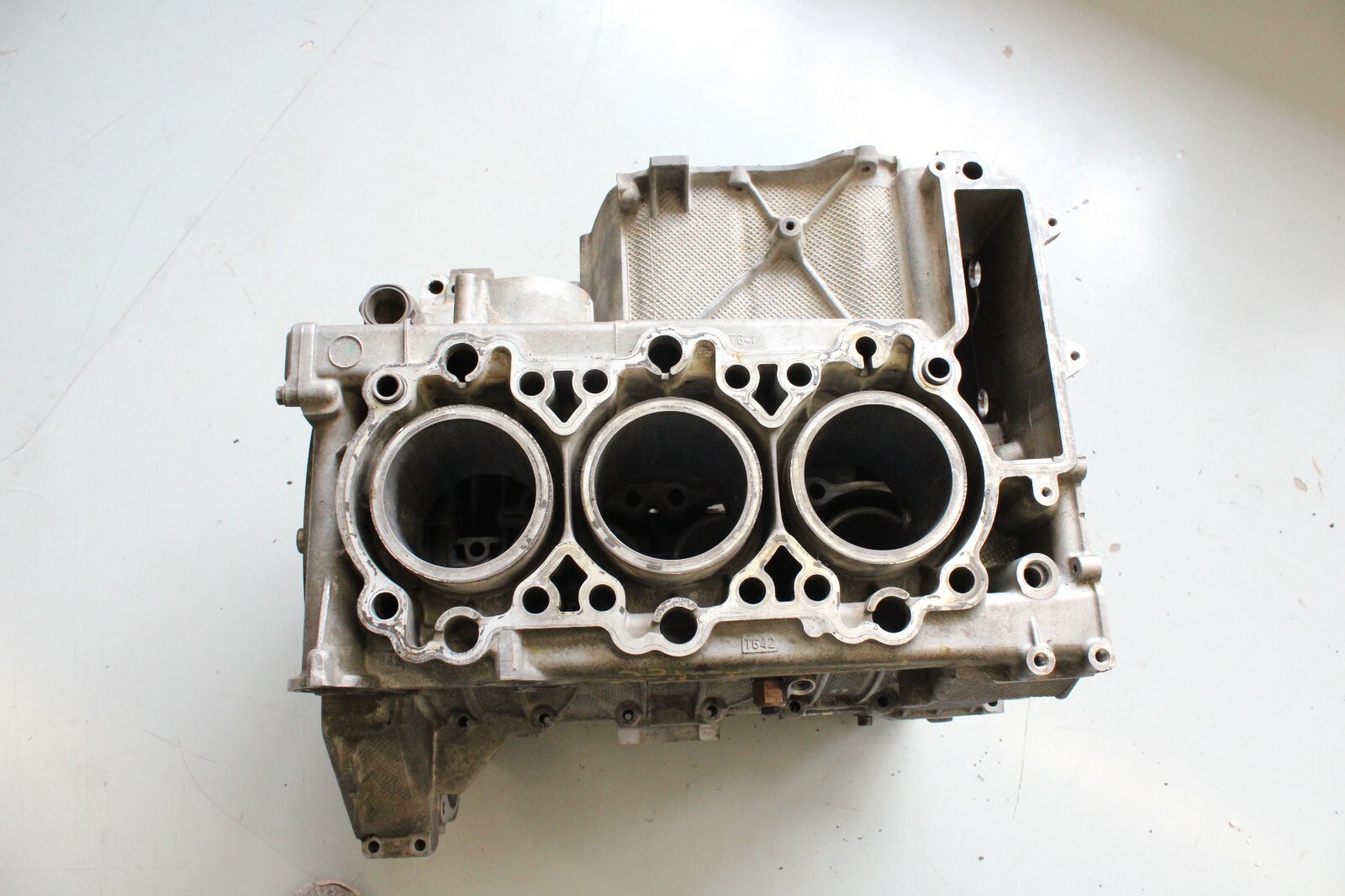 Porsche Boxster 986 2.7L 2000-2004 OEM Engine Block Left & Right Side – Image 5
