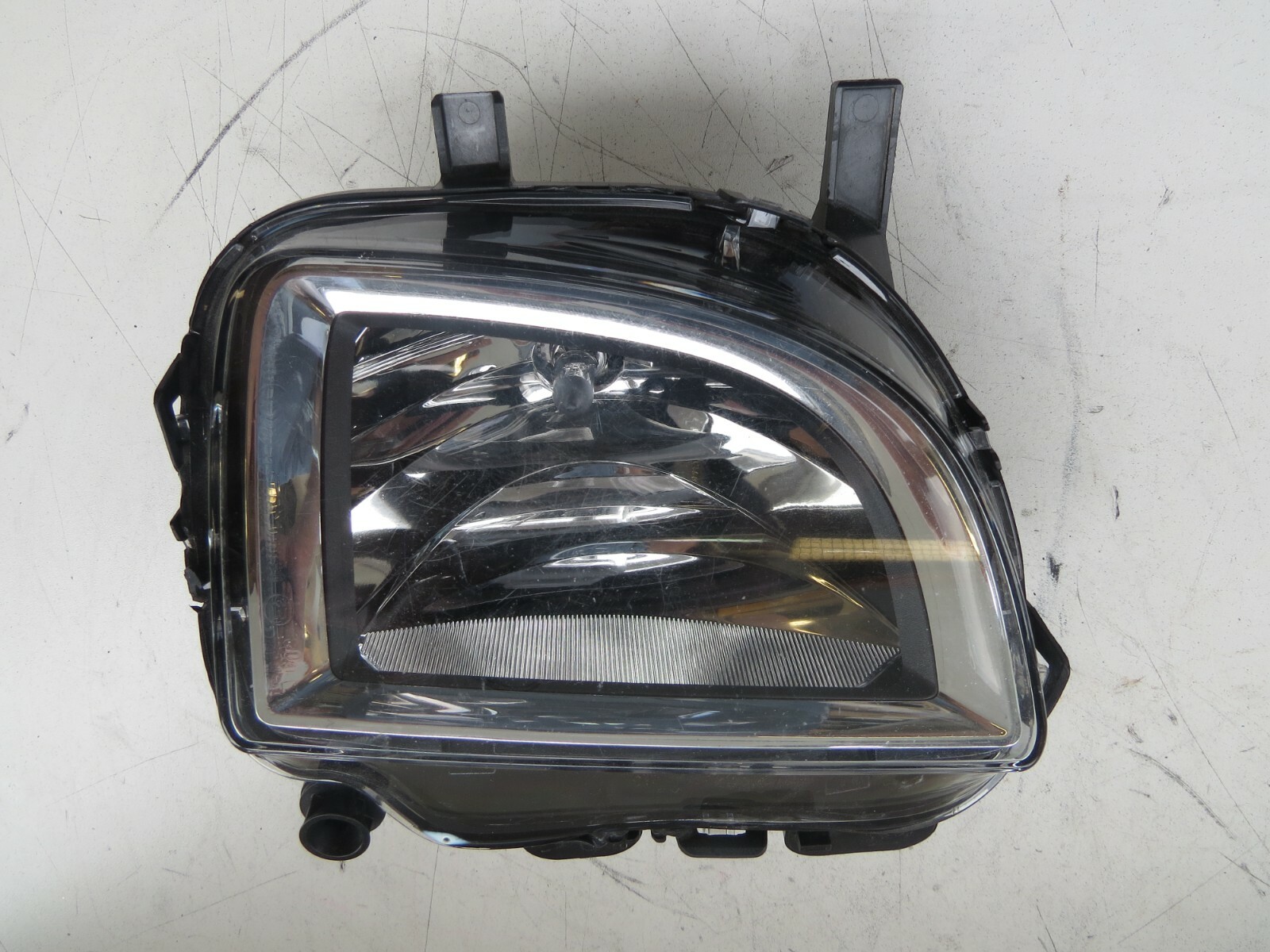 Volkswagen Jetta GTI 2010-2012 2013 2014 2015 2016 2017 OEM Fog Light Left Side - Image 2