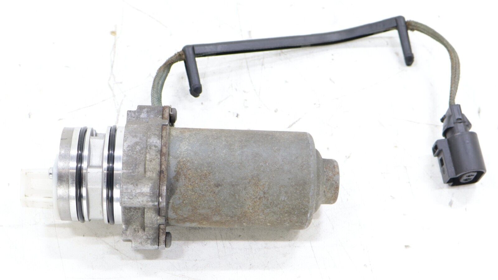 Audi Volkswagen 2014-2018 OEM Haldex Unit Pump - Image 2