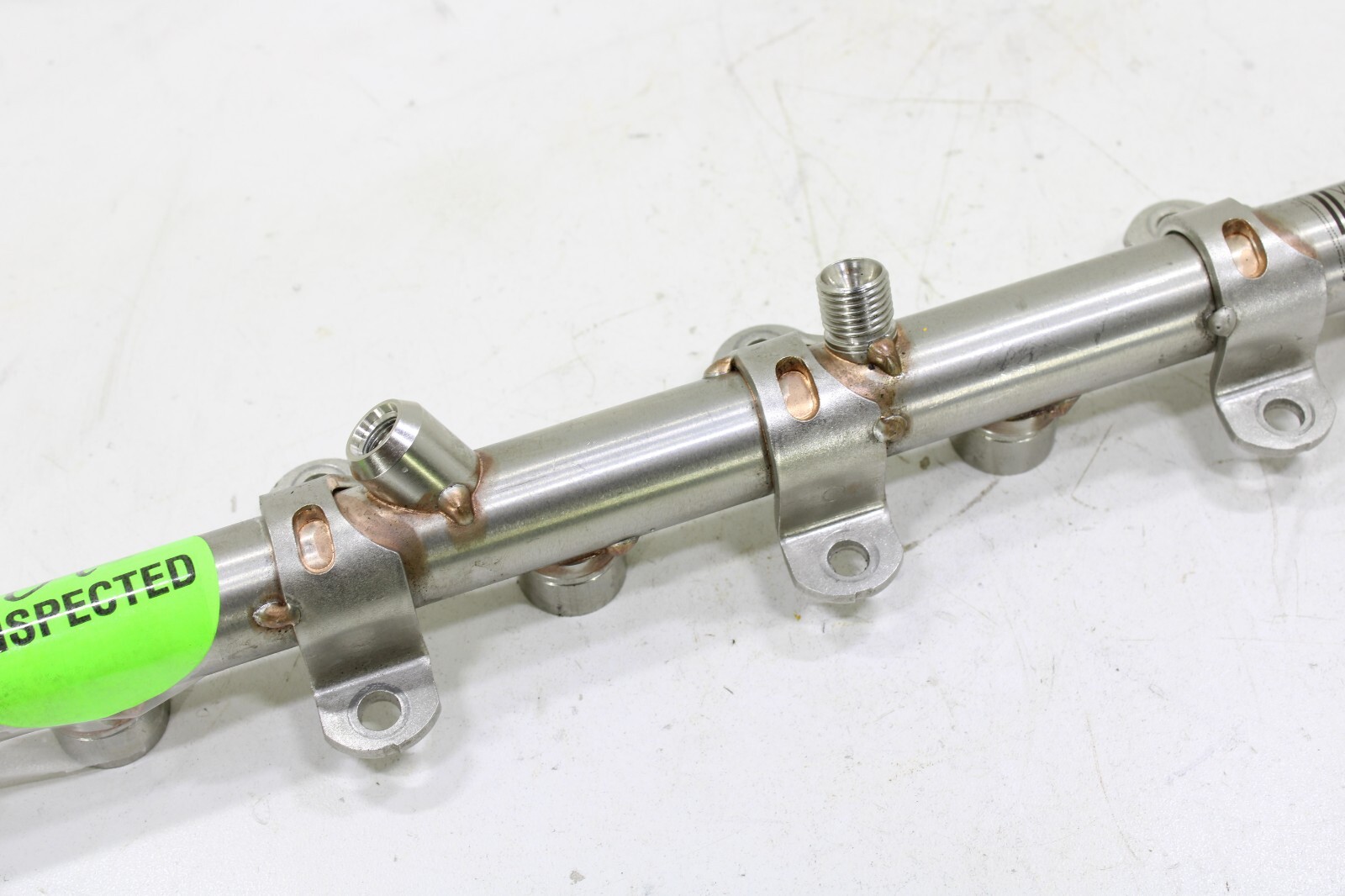 Audi 4.0L V8 2019-2022 OEM Fuel Distribution Rail Bank 2 Cylinders 1-4 Left – Image 3