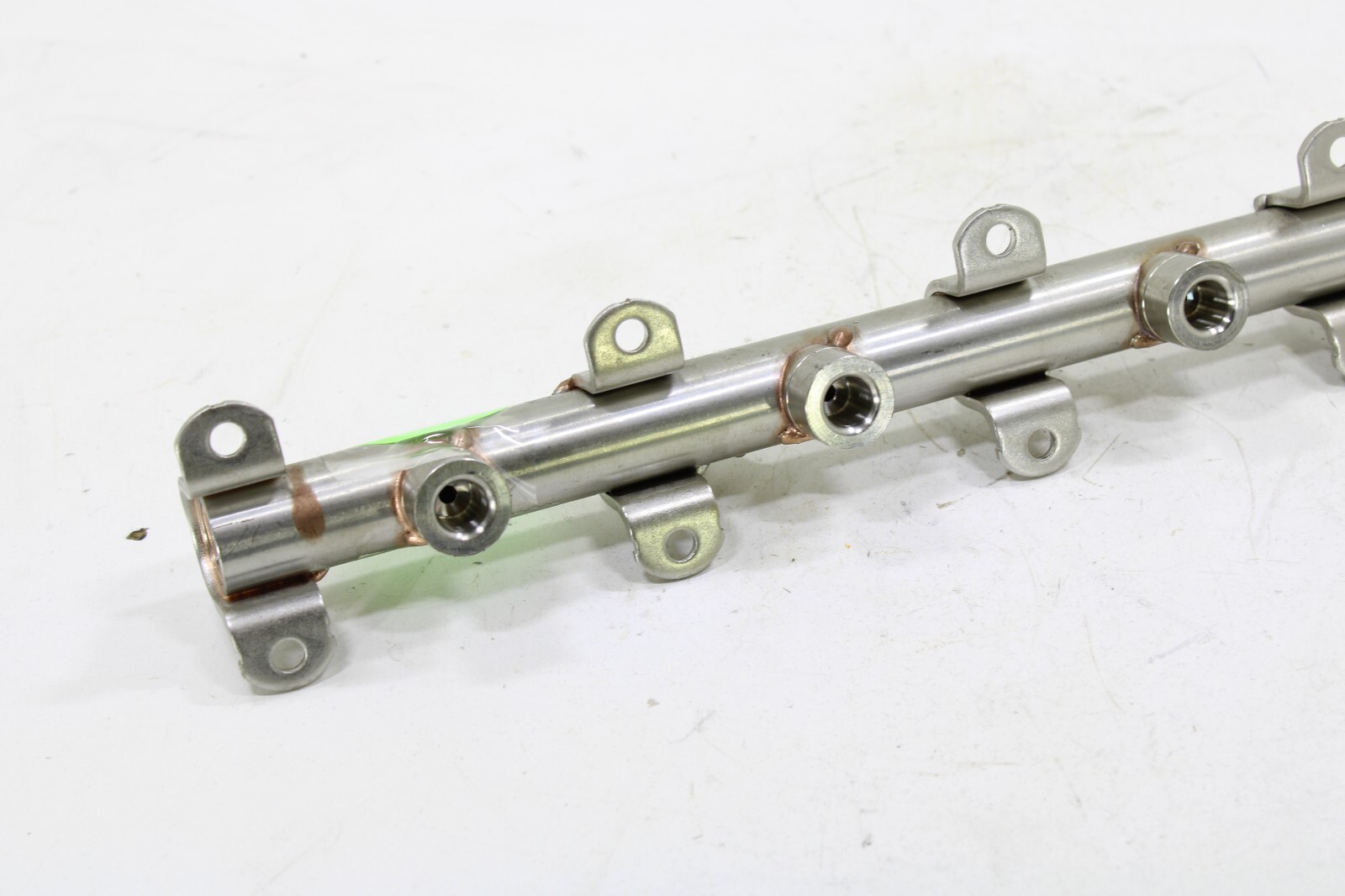 Audi 4.0L V8 2019-2022 OEM Fuel Distribution Rail Bank 2 Cylinders 1-4 Left – Image 7