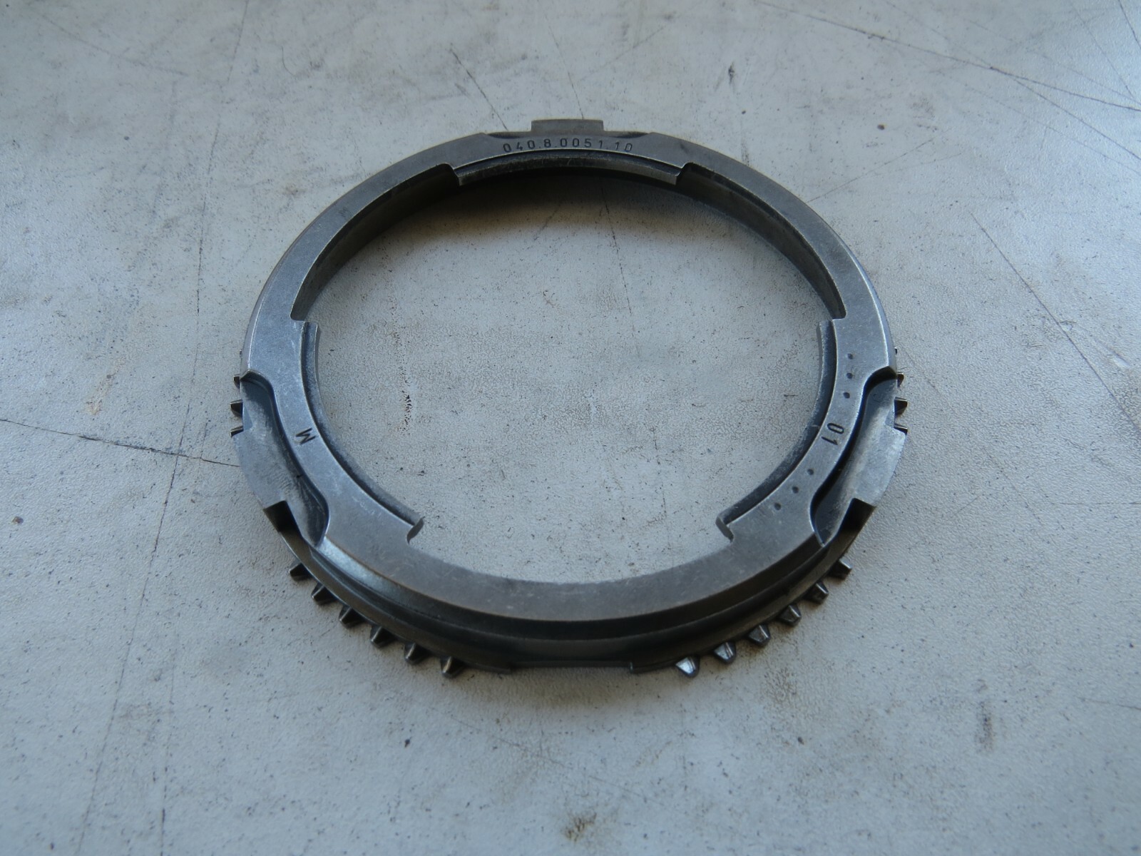 Porsche 911 1995-2011 OEM Manual Transmission Synchronizer Ring (Two Units) – Image 3