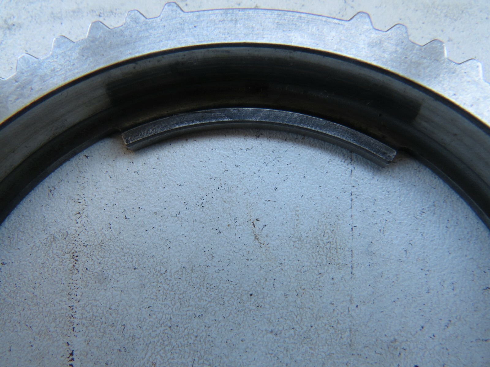 Porsche 911 1995-2011 OEM Manual Transmission Synchronizer Ring (Two Units) – Image 12