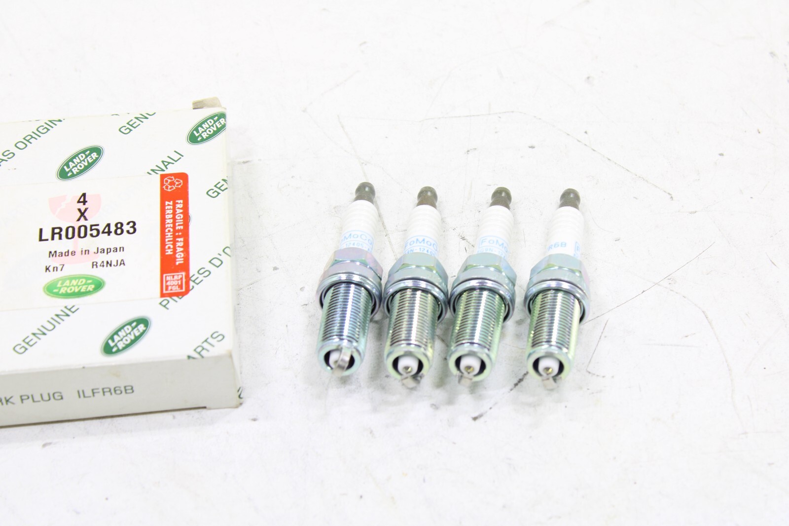 Volvo Subaru Saab Land Rover LR2 2004-2012 OEM NEW Ignition Spark Plug Set of 4 – Image 3