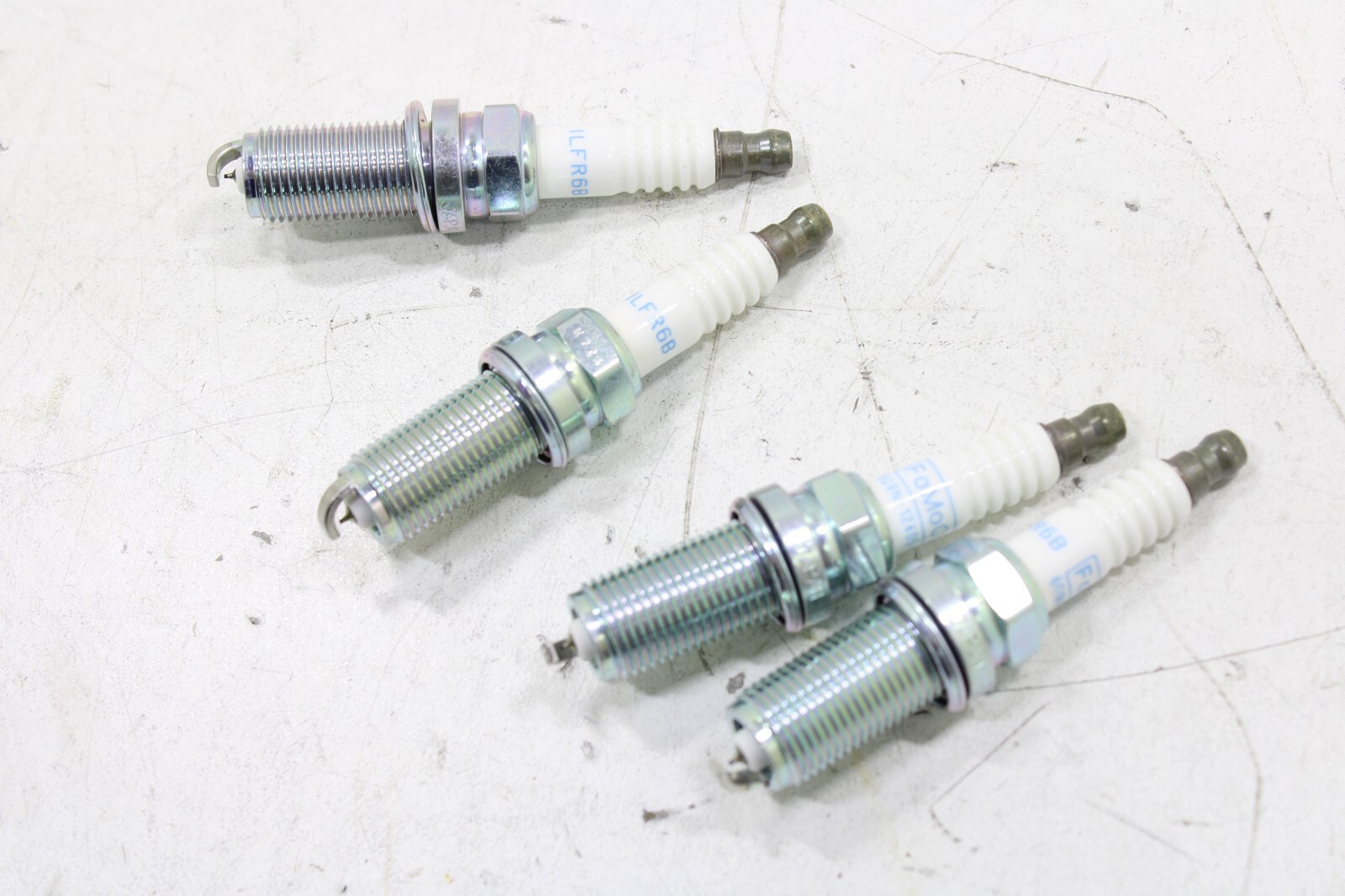 Volvo Subaru Saab Land Rover LR2 2004-2012 OEM NEW Ignition Spark Plug Set of 4 – Image 7