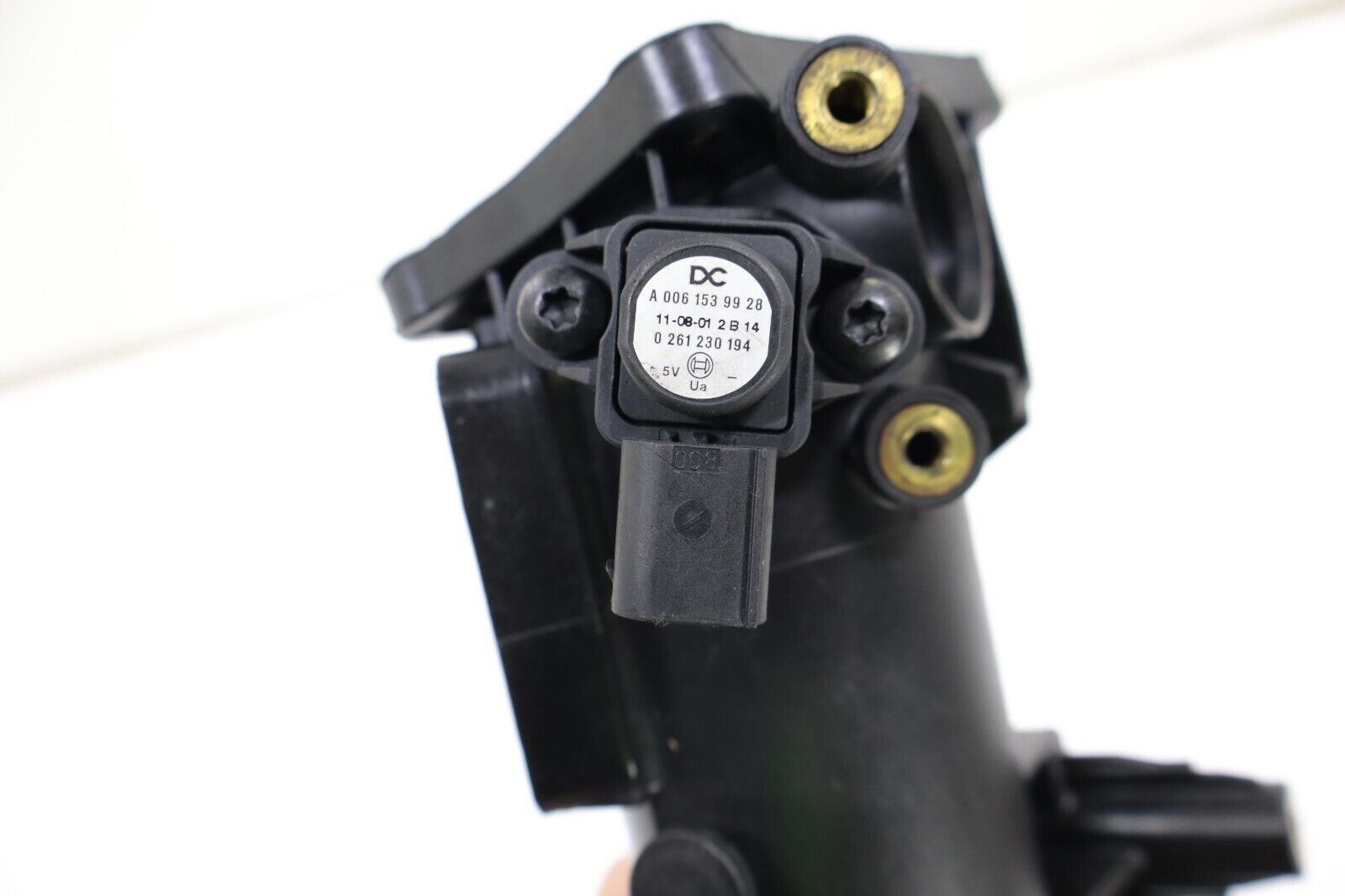 Mercedes GL350 GLS350d 2013-2017 OEM Intake Manifold Transverse Tube wMAP Sensor – Image 10