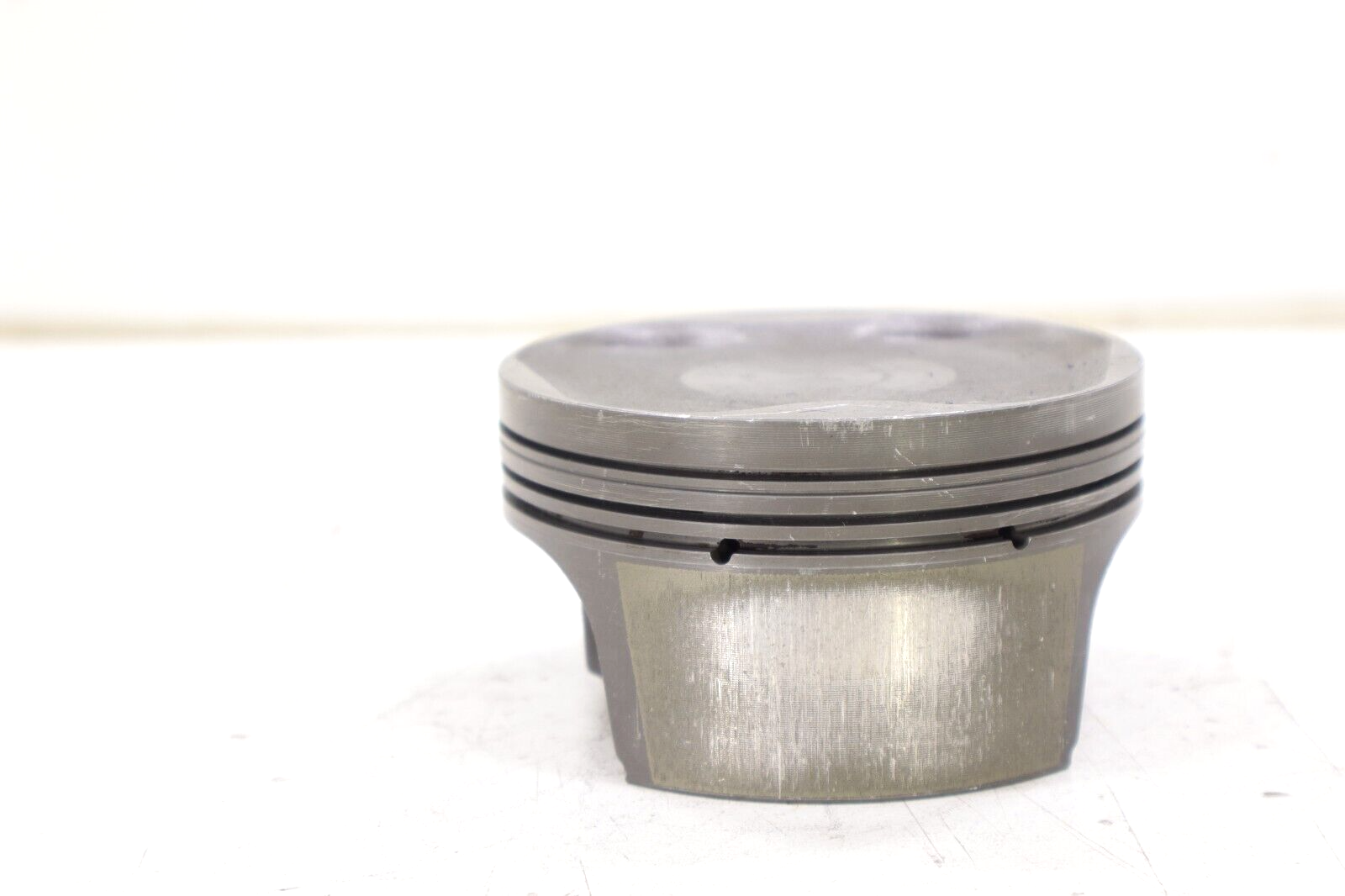 Porsche 911 996 3.4L 1999-2001 OEM Engine Piston #2 - Image 4